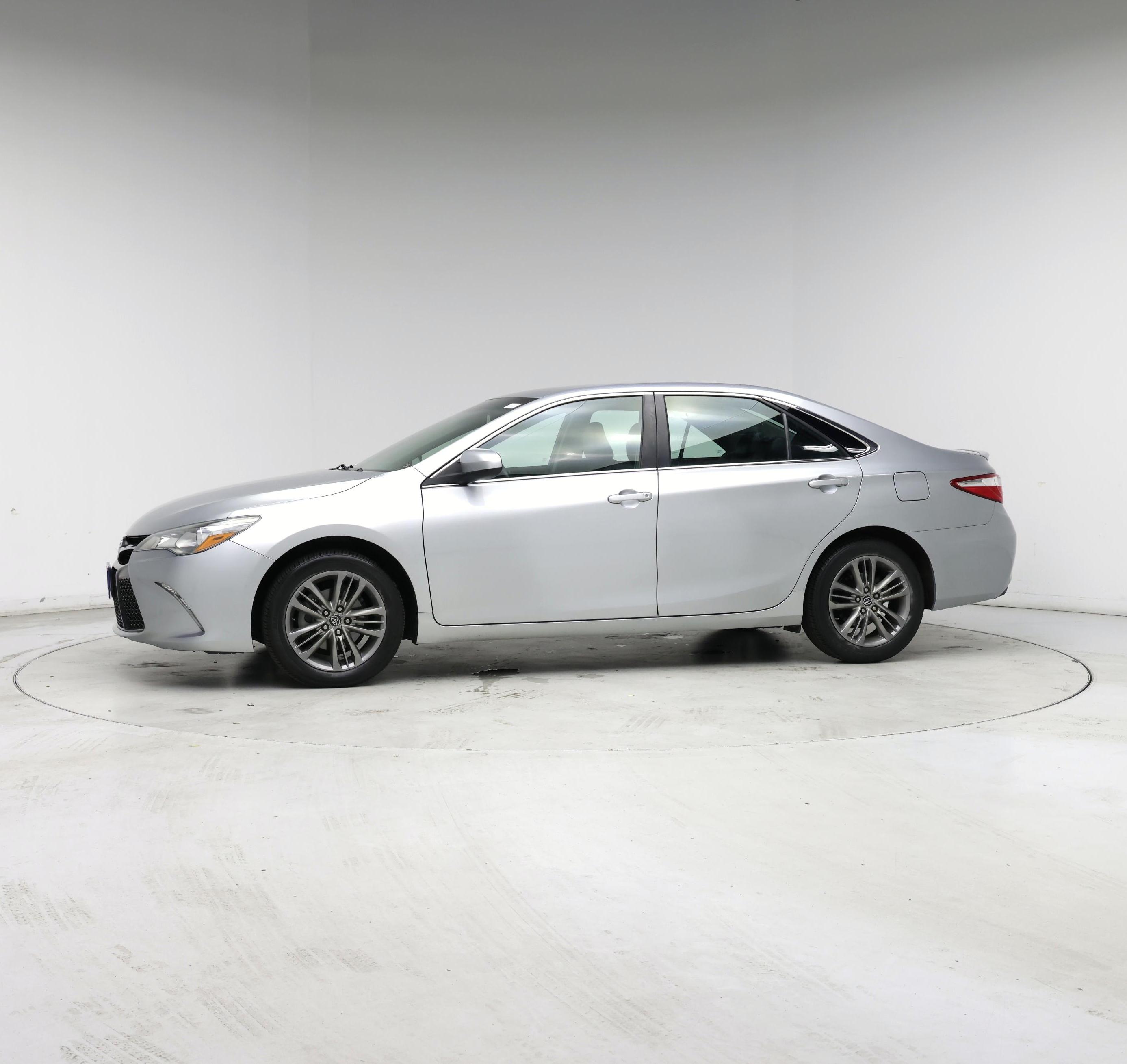 Thumbnail: 2017 Toyota Camry - 3
