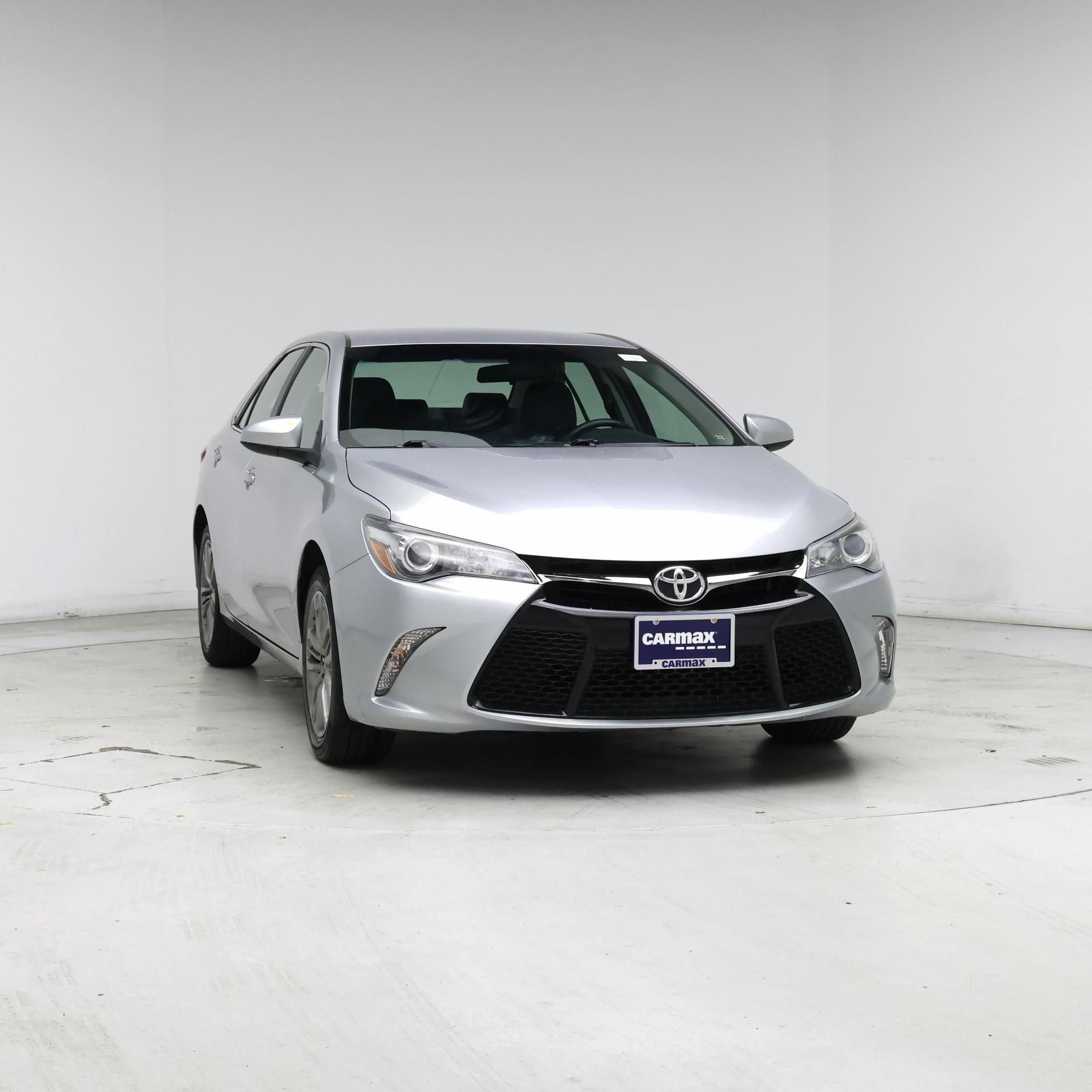 Thumbnail: 2017 Toyota Camry - 5