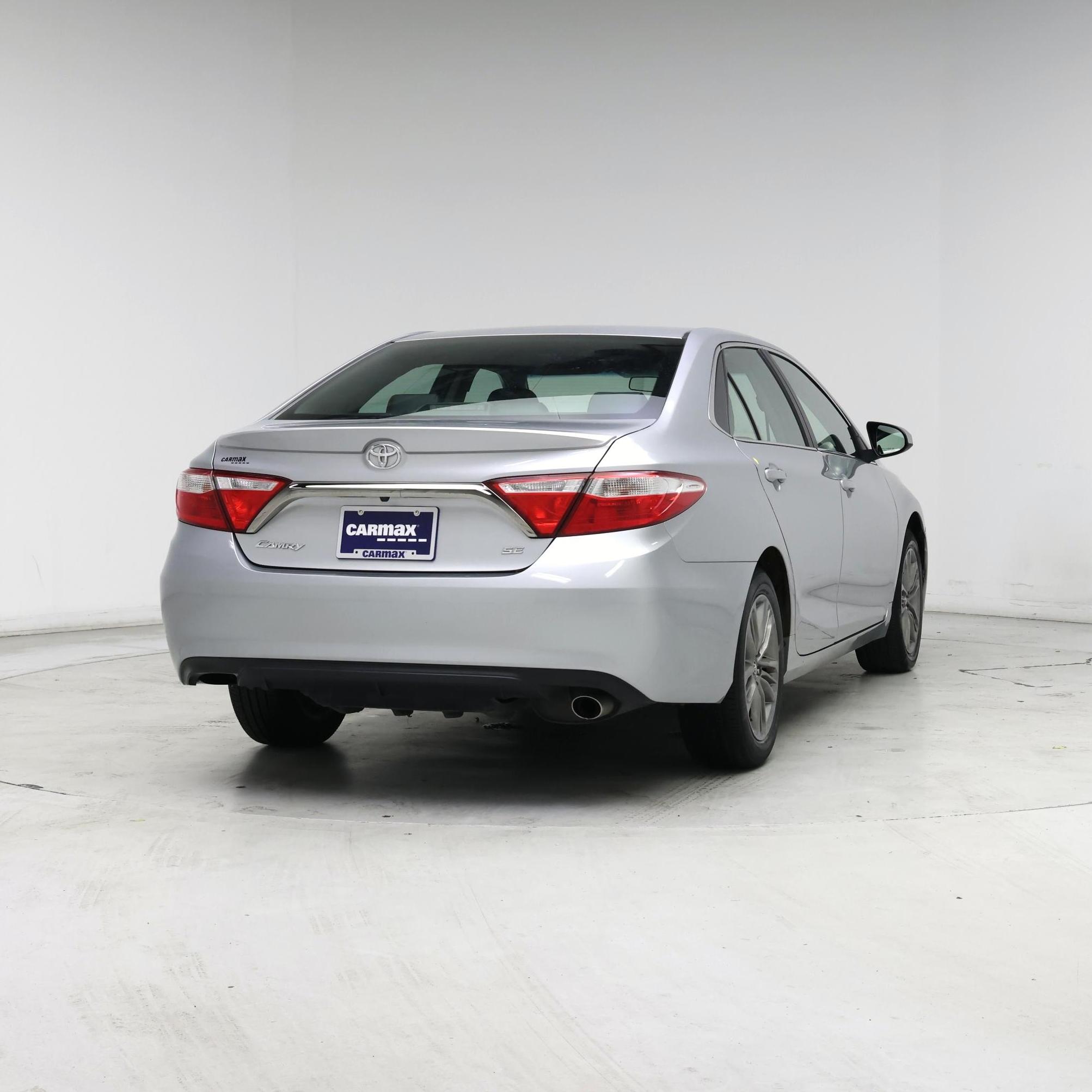 Thumbnail: 2017 Toyota Camry - 8