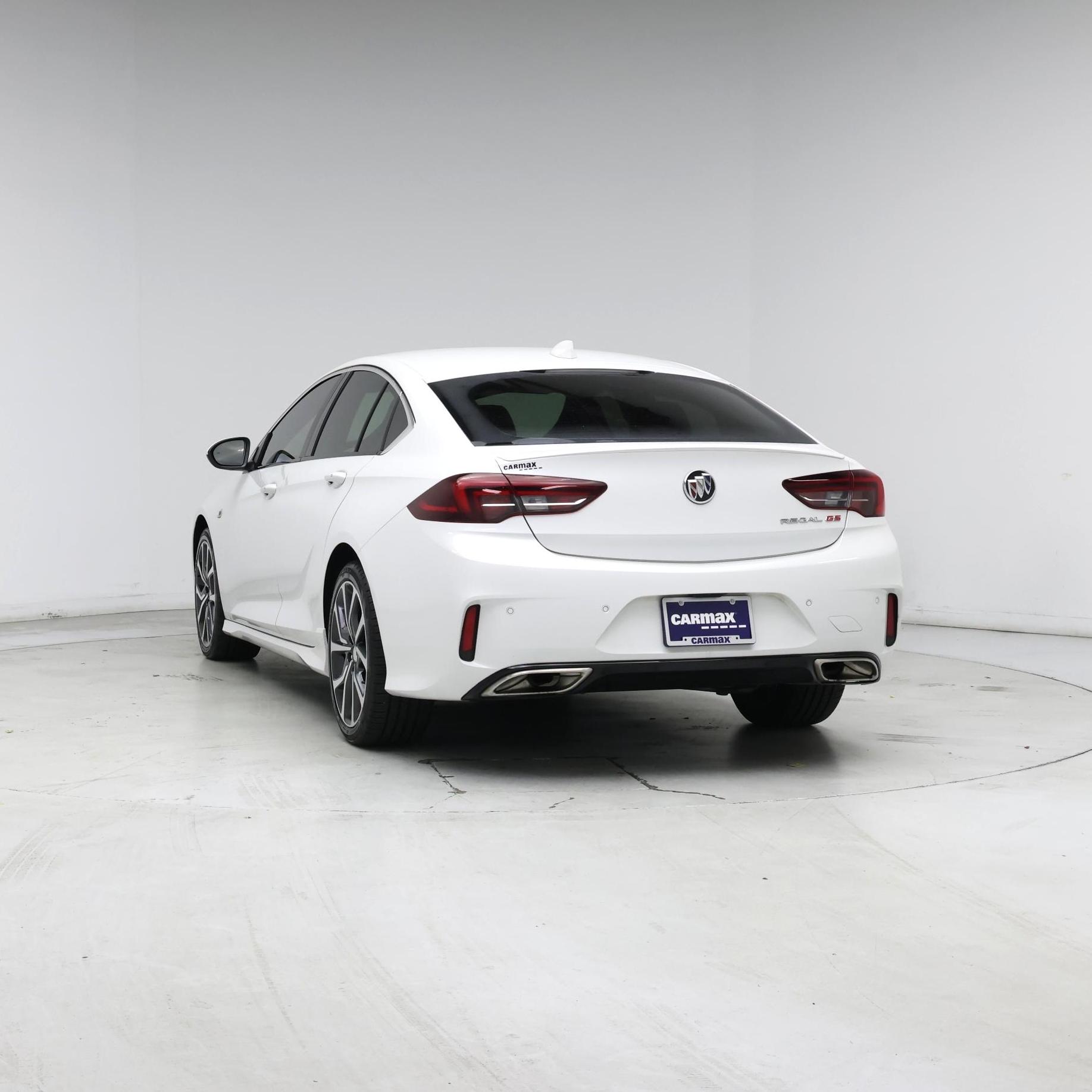 Thumbnail: 2019 Buick Regal - 6