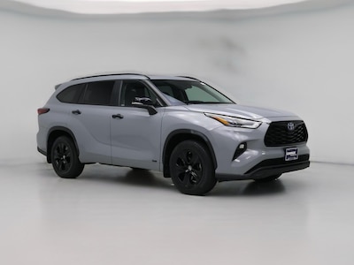 Gray 2024 Toyota Highlander Hybrid XLE Nightshade