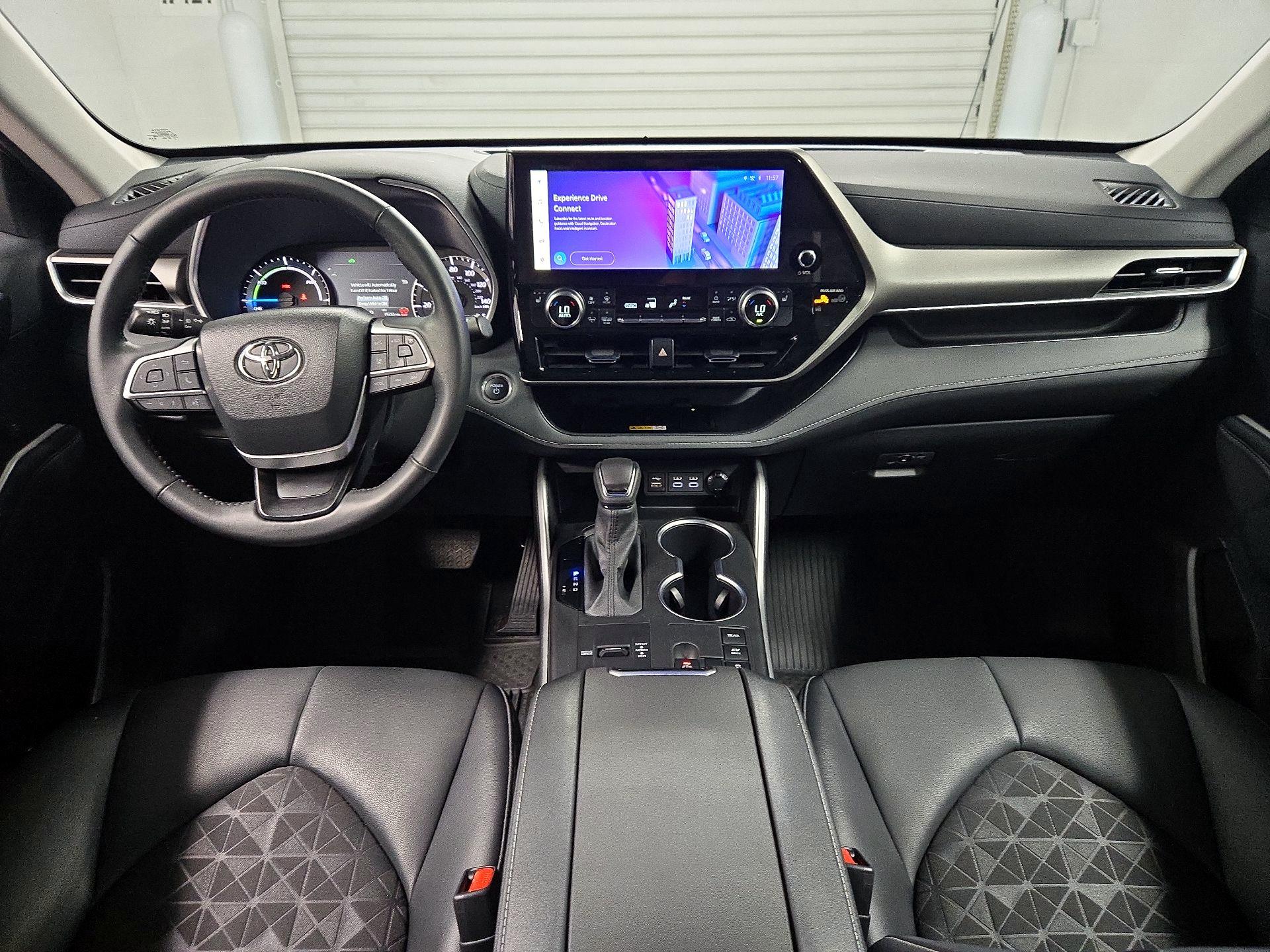 Thumbnail: 2024 Toyota Highlander - 9