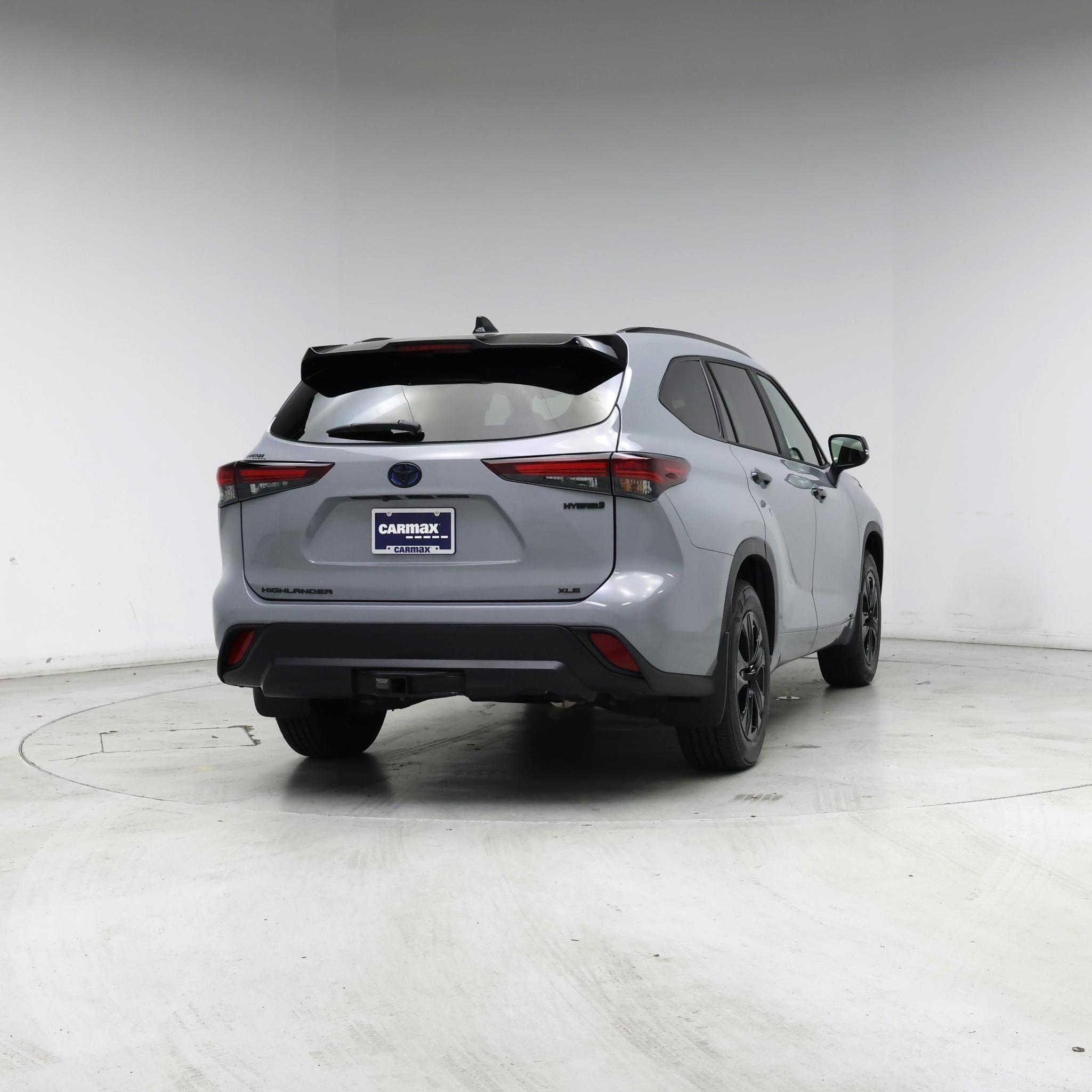 Thumbnail: 2024 Toyota Highlander - 8
