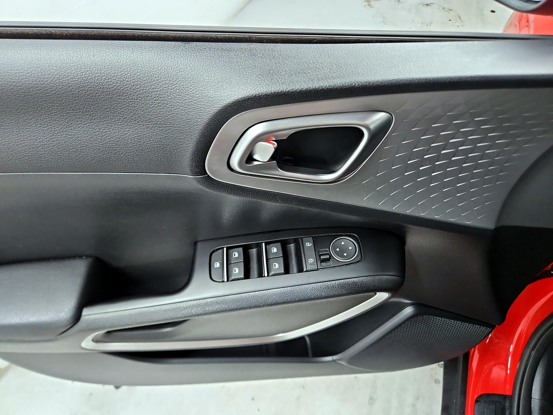 Thumbnail: 2023 Kia Soul - 12
