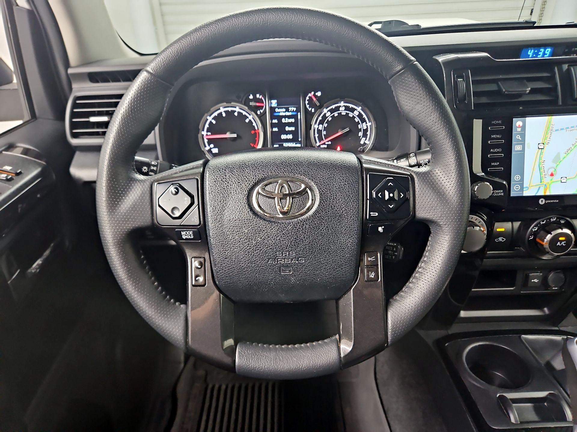 Thumbnail: 2021 Toyota 4Runner - 10
