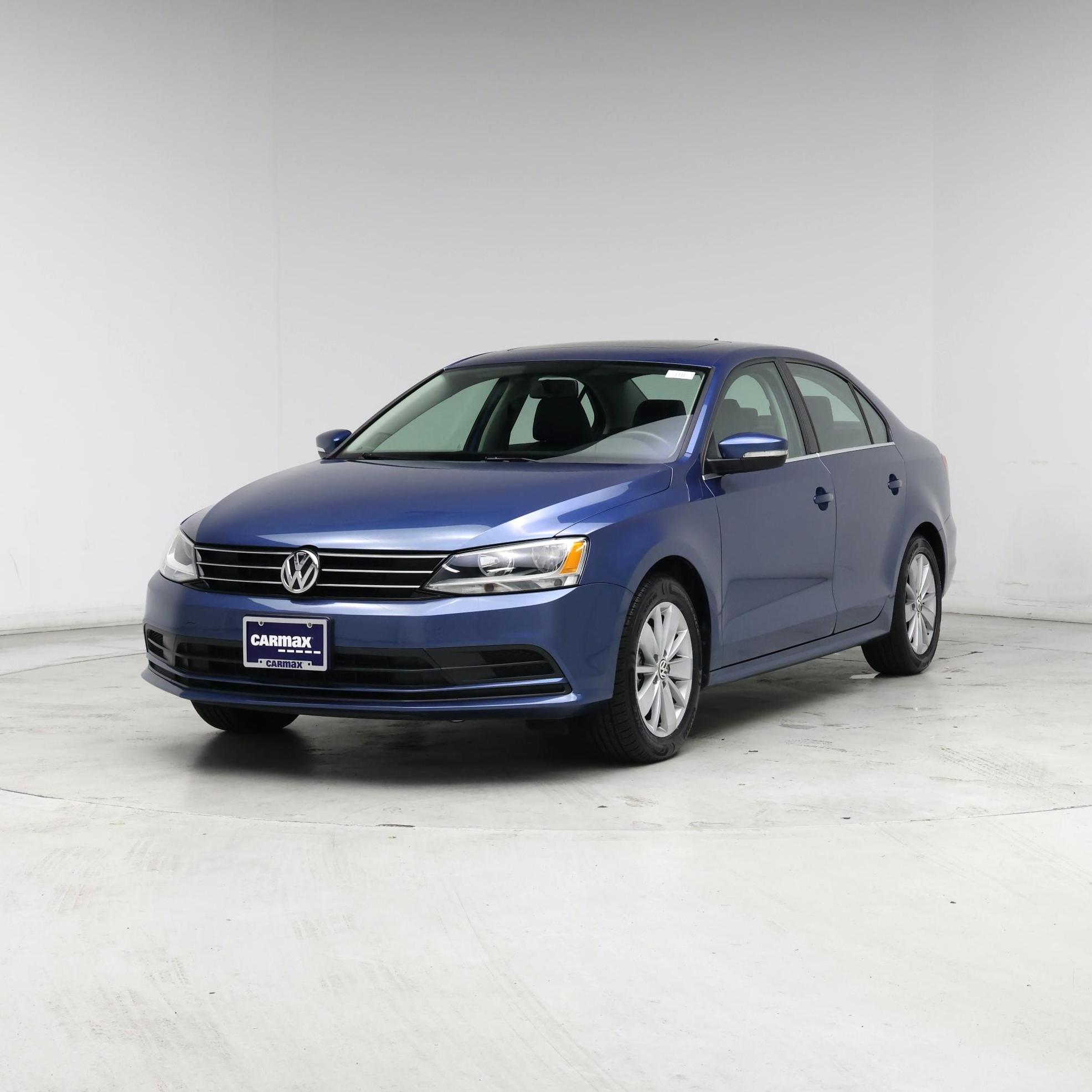 Thumbnail: 2015 Volkswagen Jetta - 4