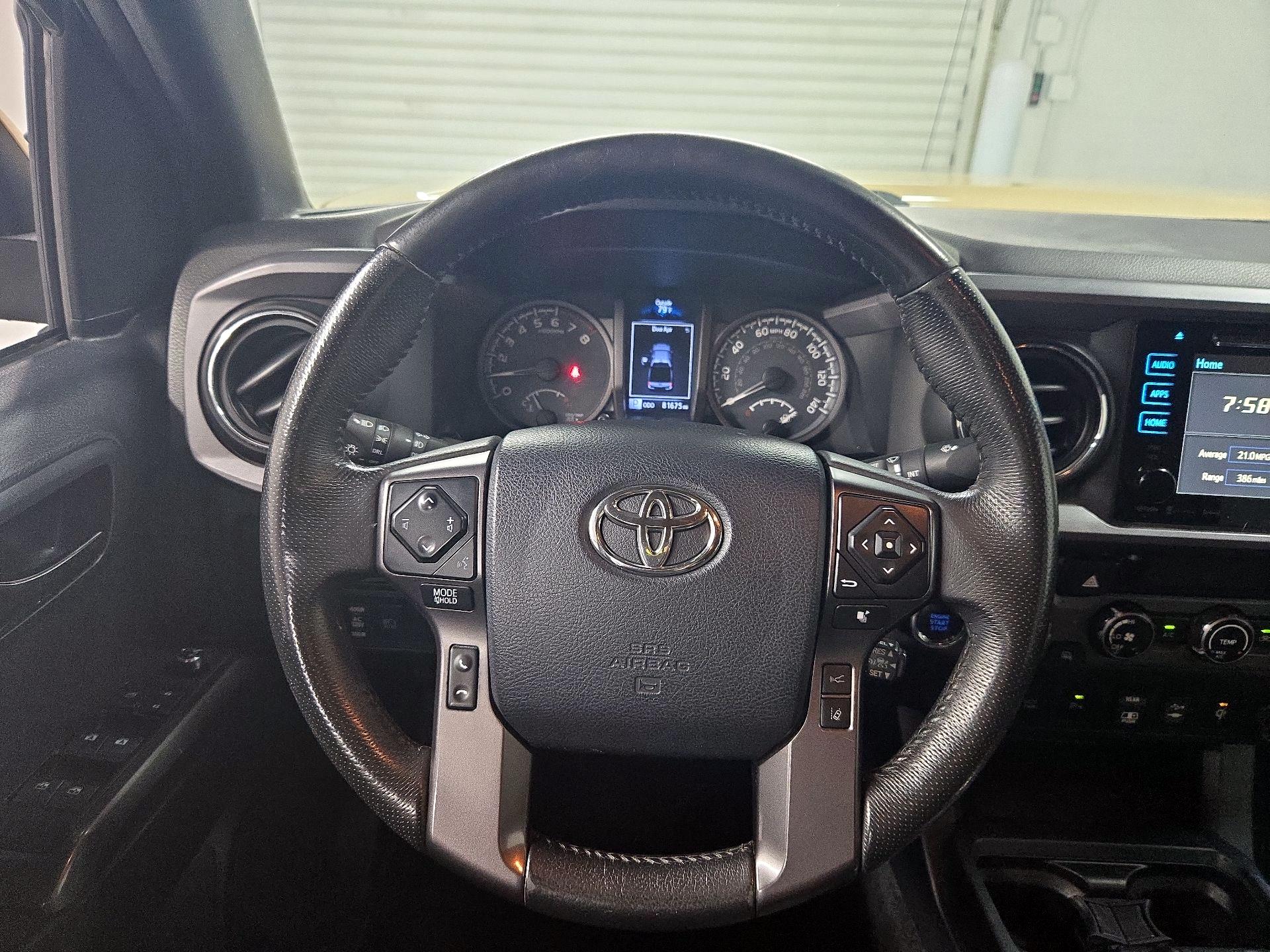 Thumbnail: 2018 Toyota Tacoma - 10
