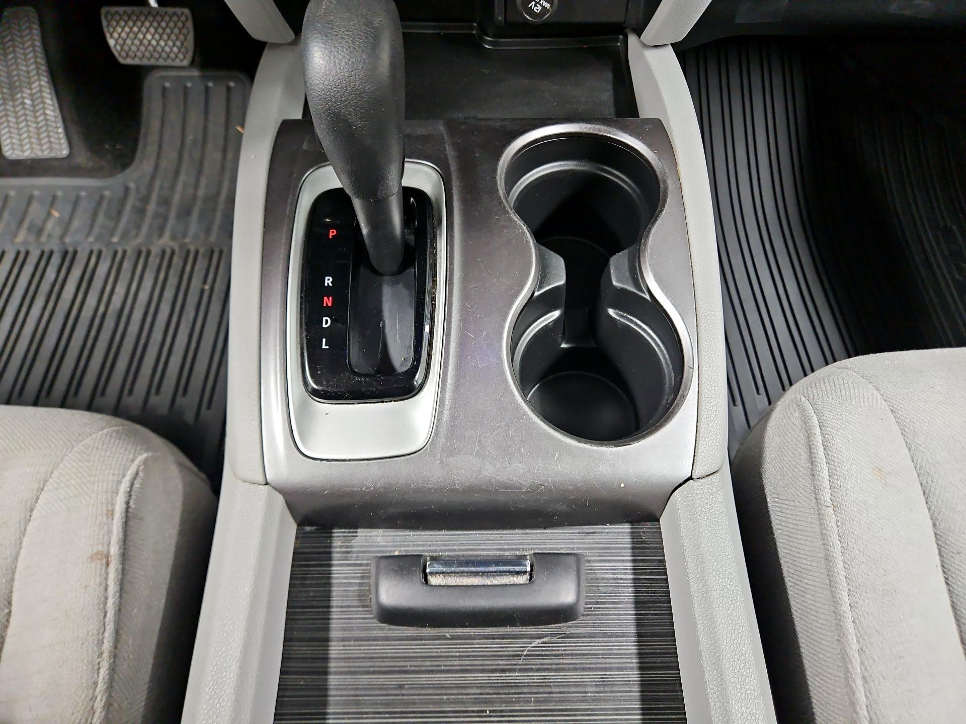 Thumbnail: 2018 Honda Pilot - 17