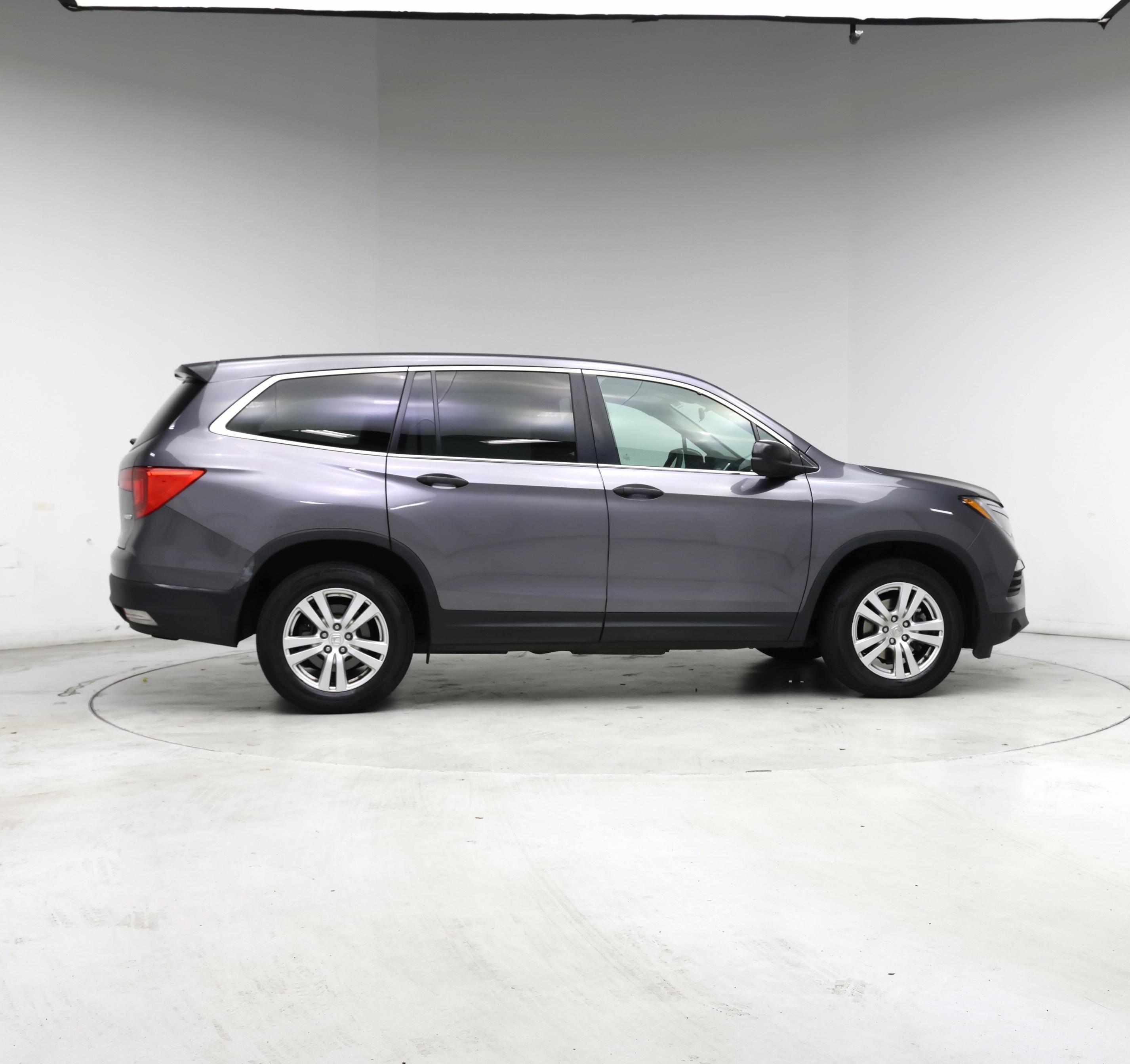 Thumbnail: 2018 Honda Pilot - 7