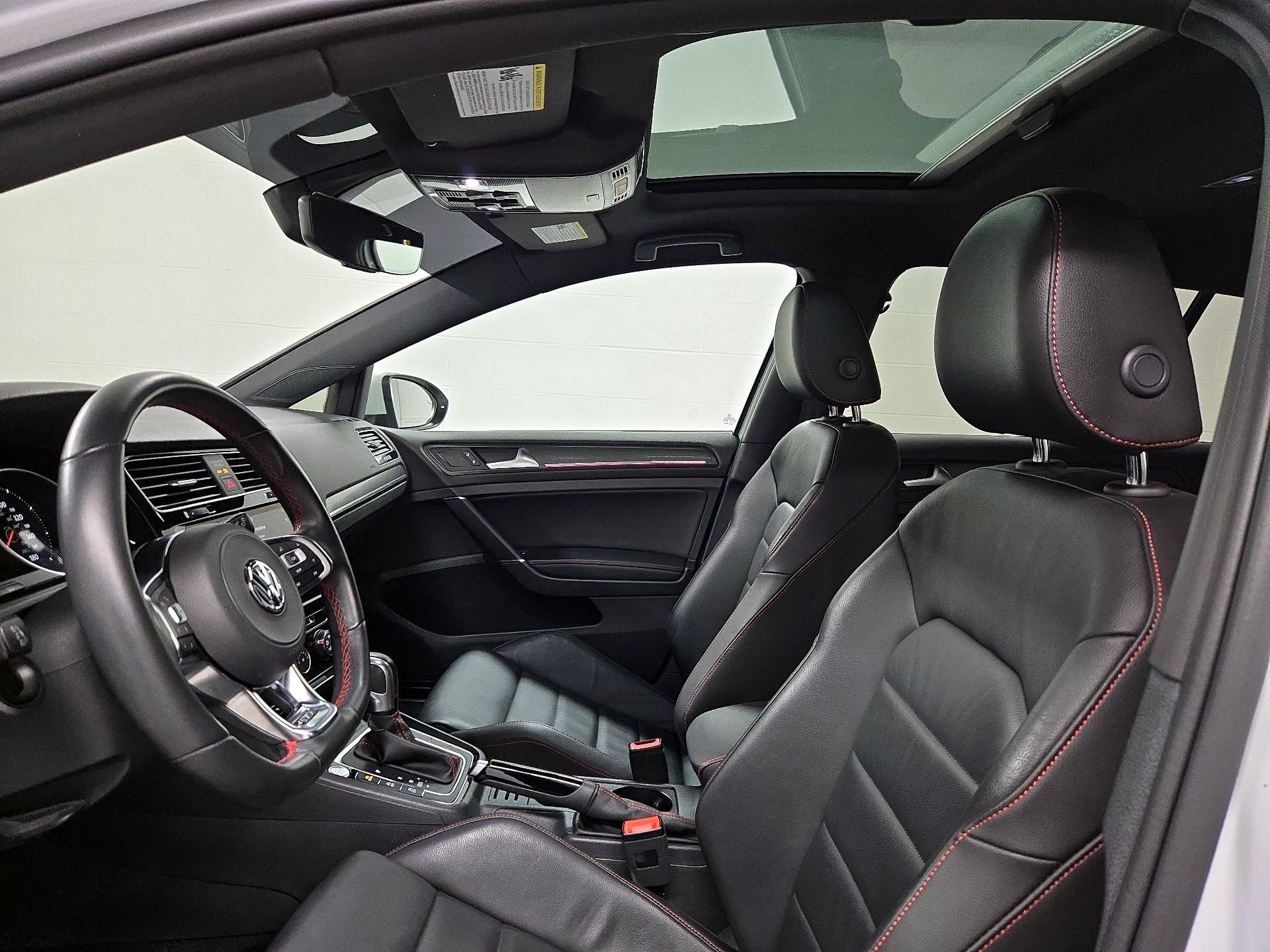 Thumbnail: 2020 Volkswagen Golf - 19