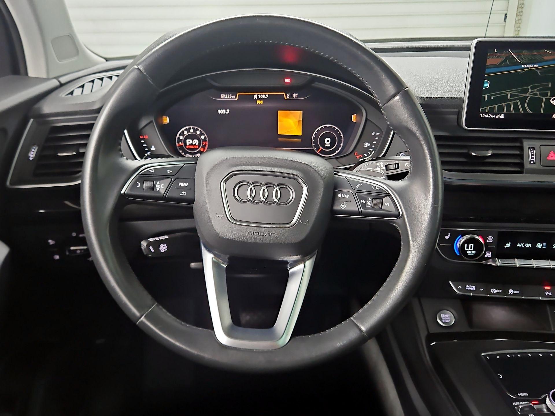 Thumbnail: 2020 Audi Q5 - 10