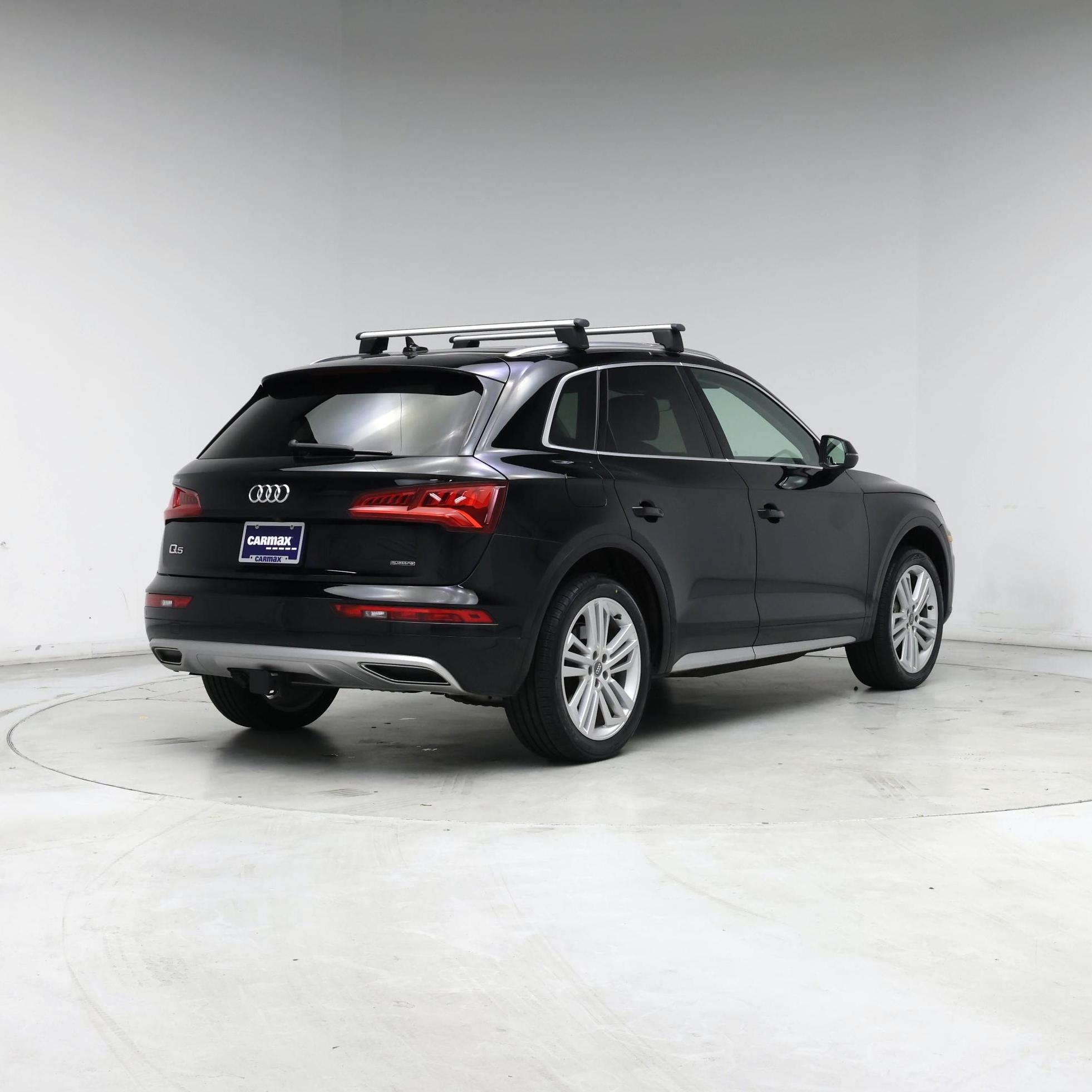 Thumbnail: 2020 Audi Q5 - 8