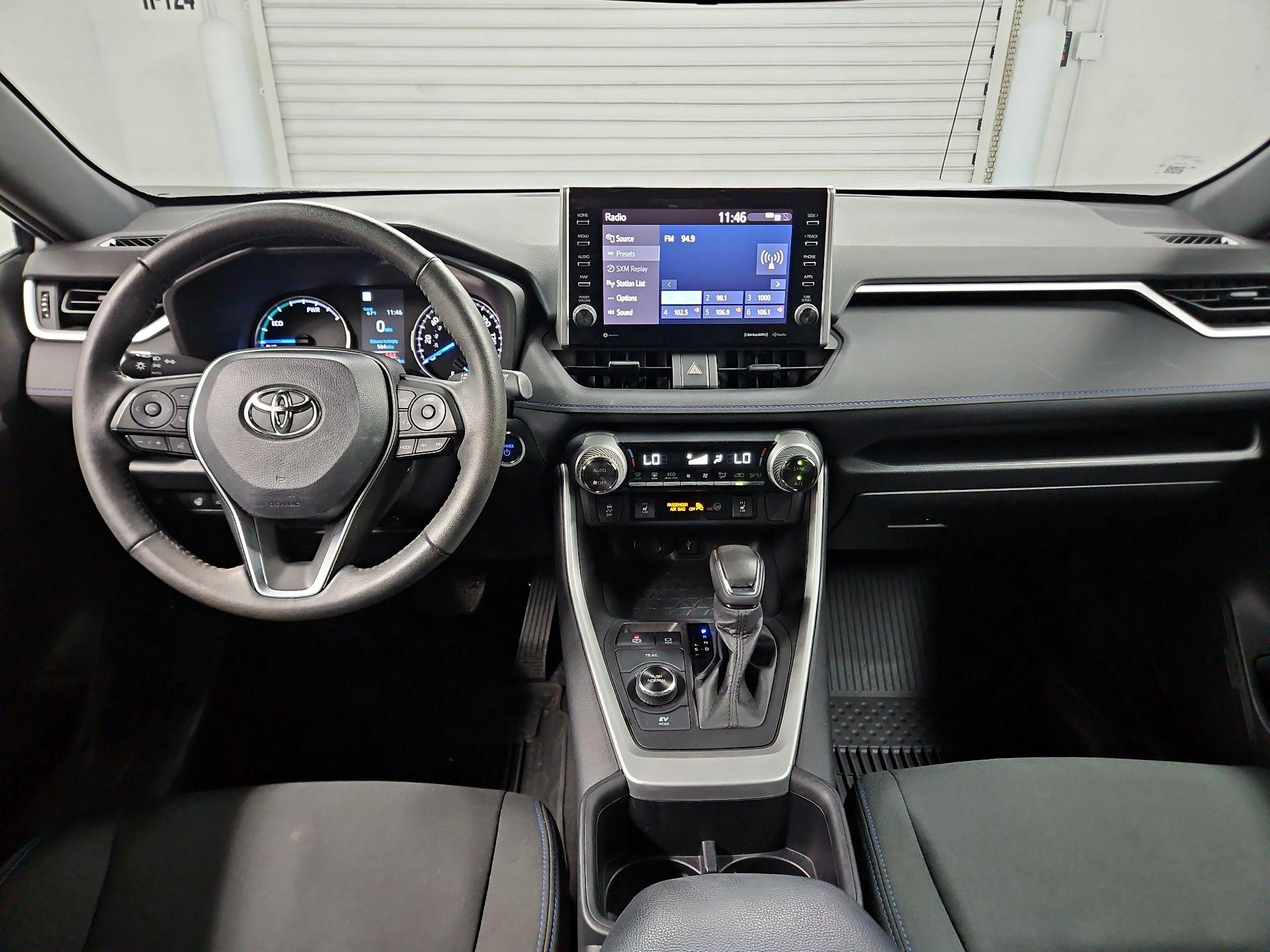 Thumbnail: 2022 Toyota RAV4 - 9