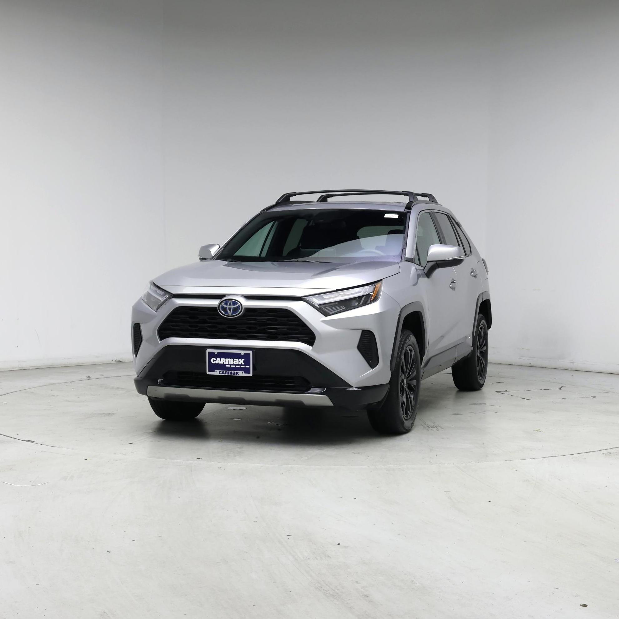 Thumbnail: 2022 Toyota RAV4 - 4