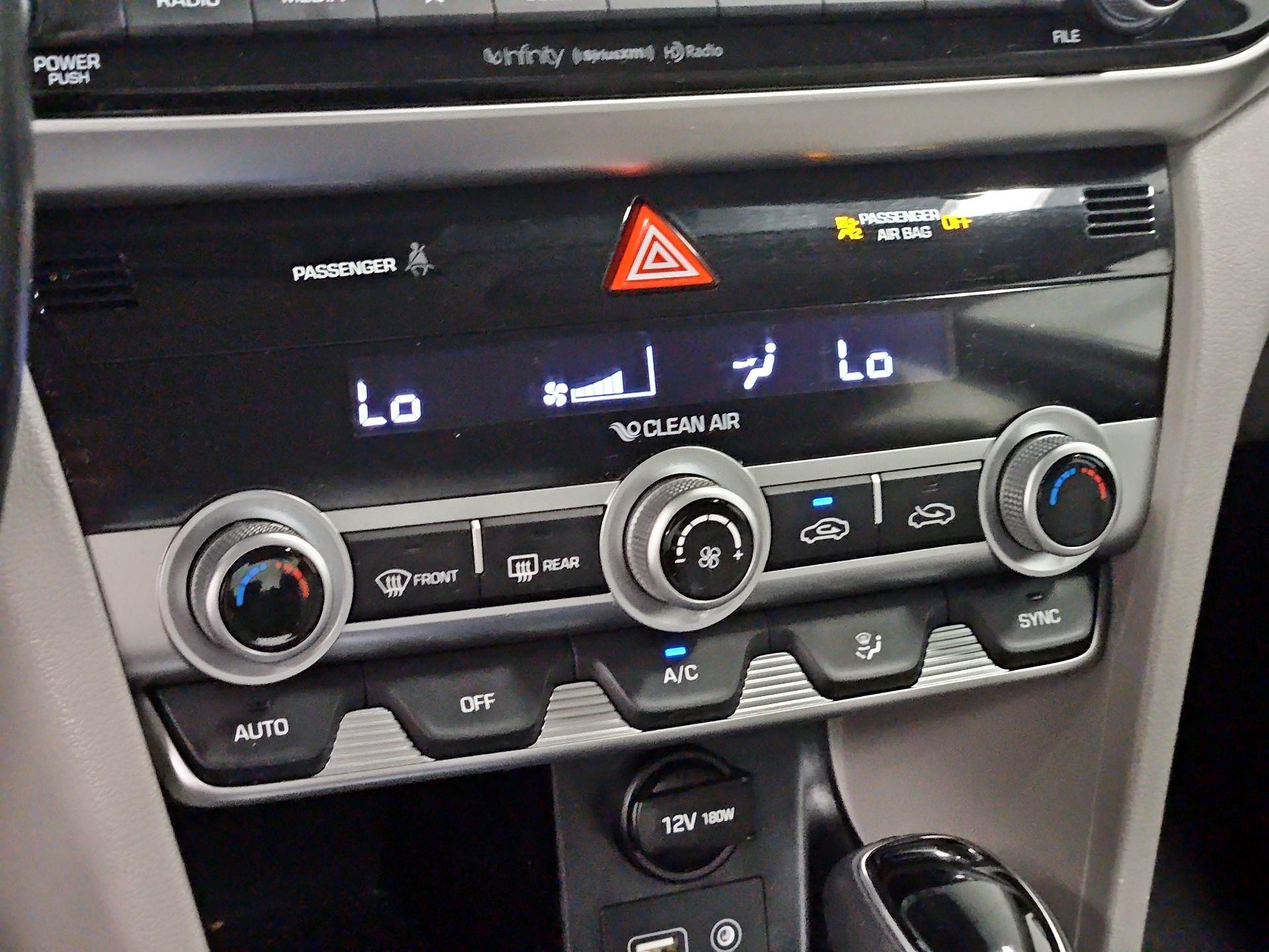 Thumbnail: 2020 Hyundai Elantra - 16