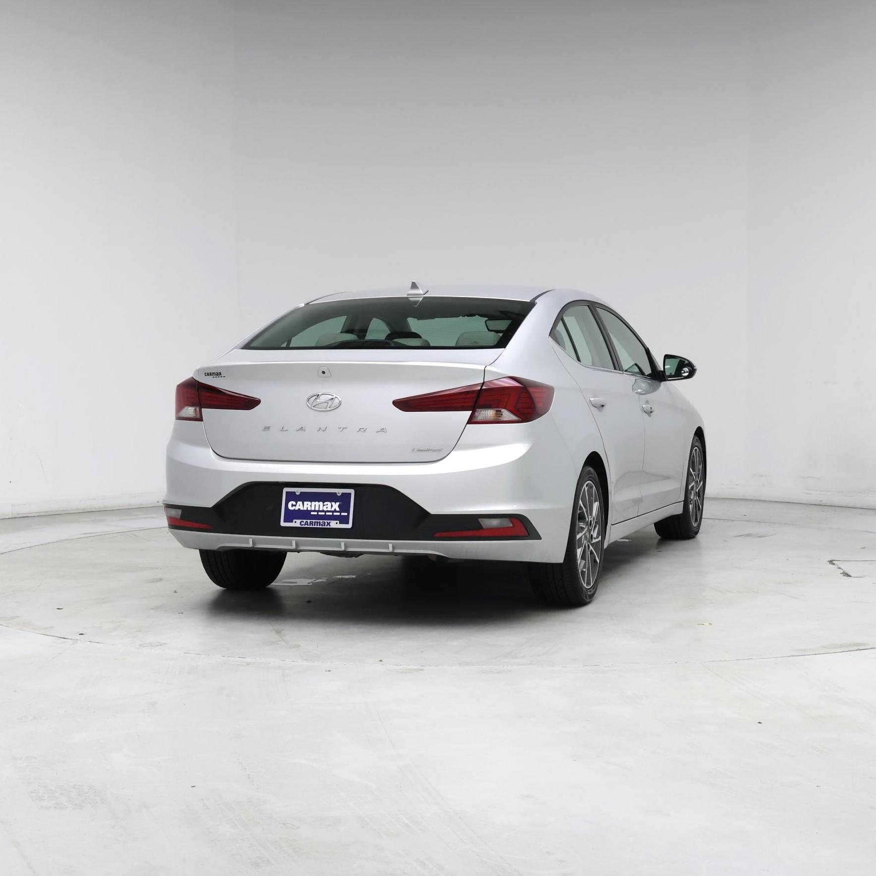 Thumbnail: 2020 Hyundai Elantra - 8