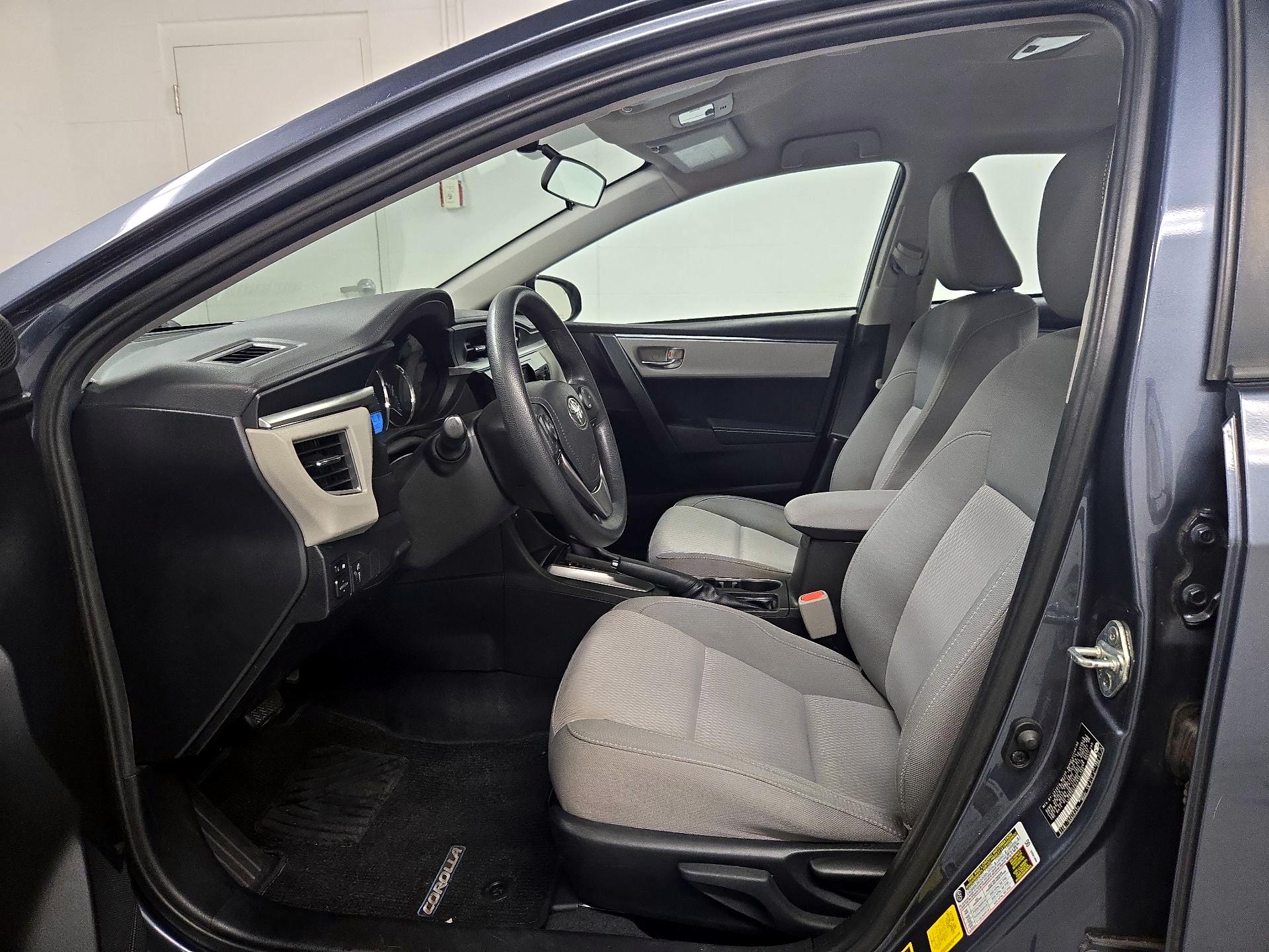 Thumbnail: 2015 Toyota Corolla - 11