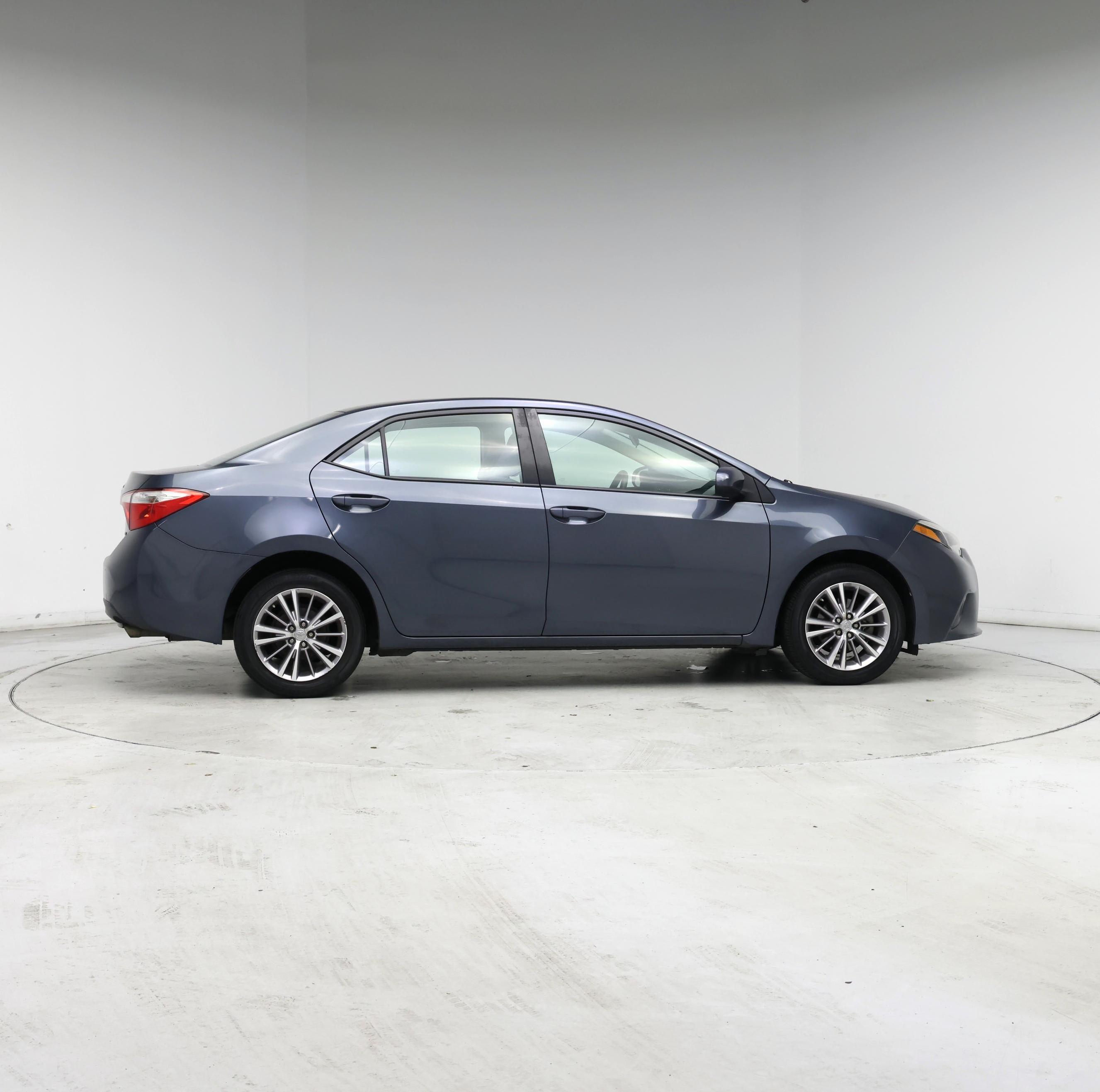 Thumbnail: 2015 Toyota Corolla - 7
