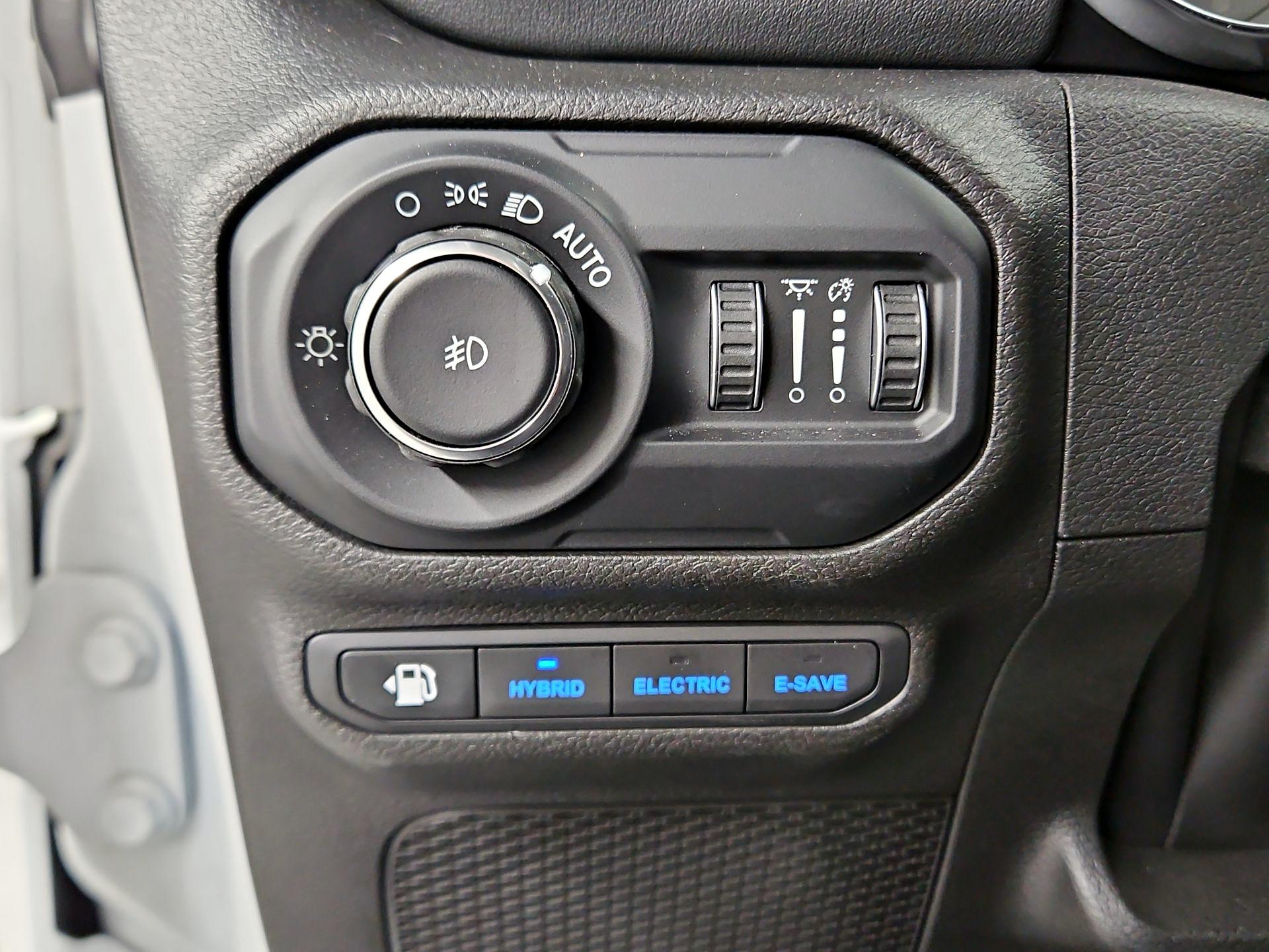 Thumbnail: 2022 Jeep Wrangler - 13