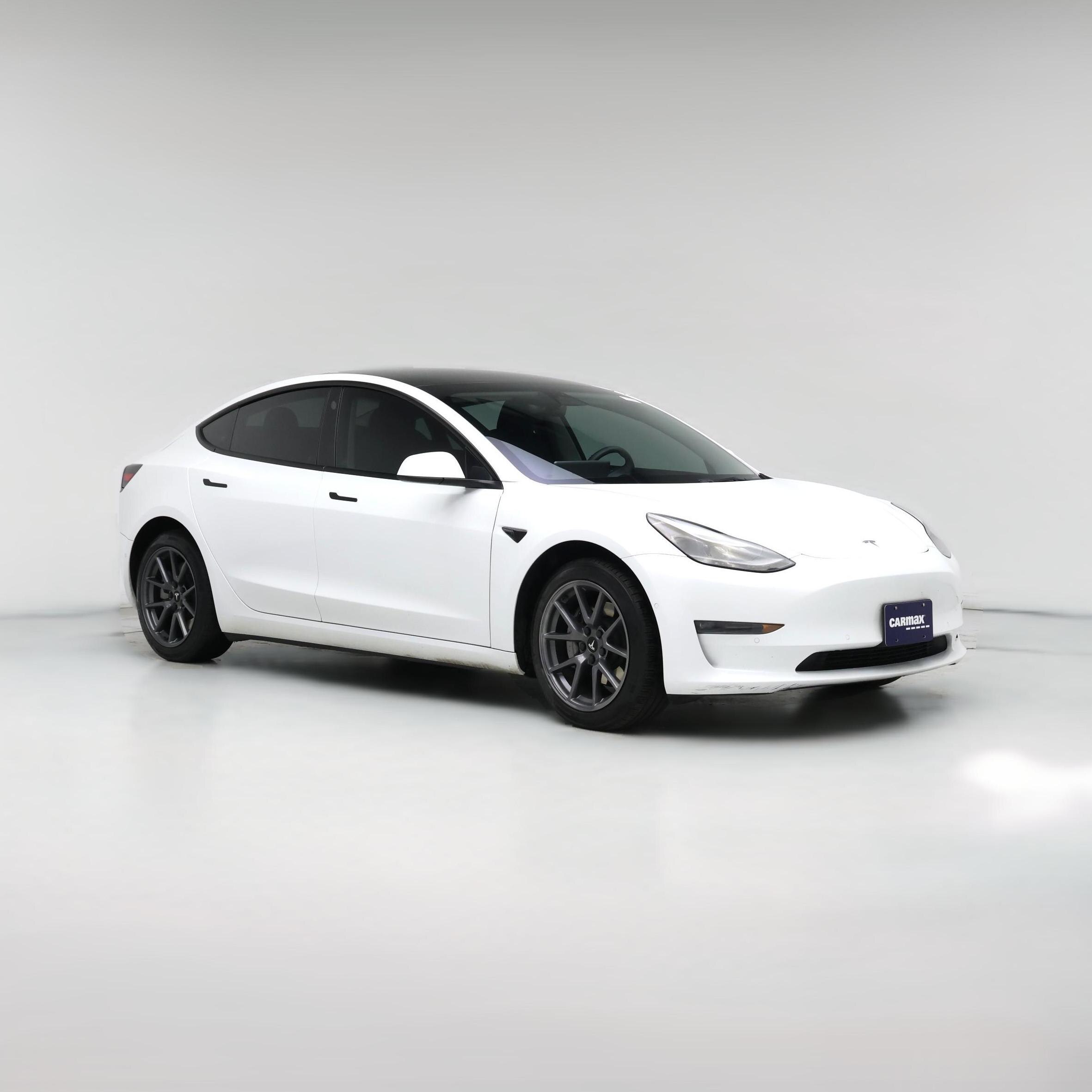 Thumbnail: 2022 Tesla Model 3 - 1