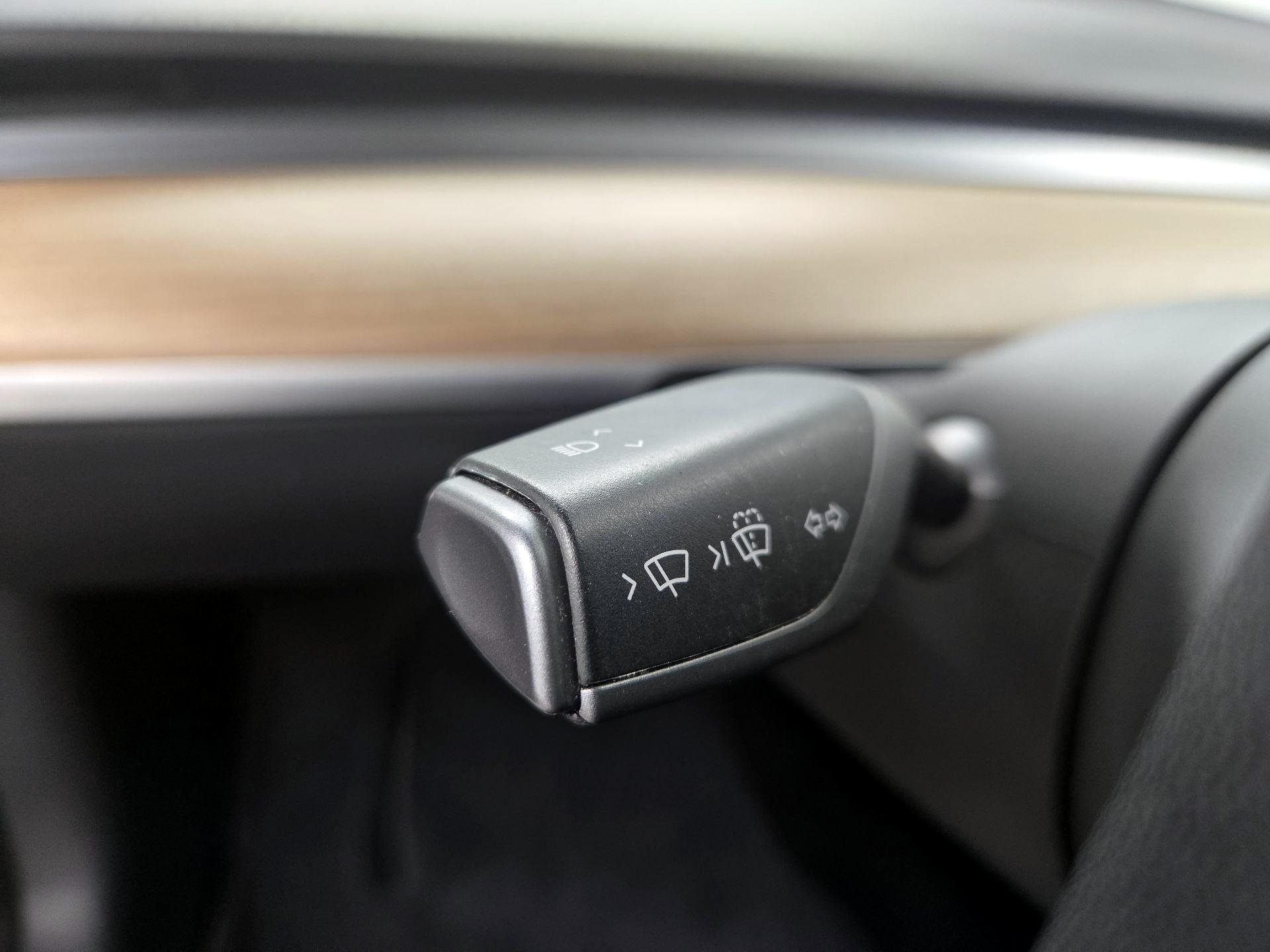 Thumbnail: 2022 Tesla Model 3 - 13