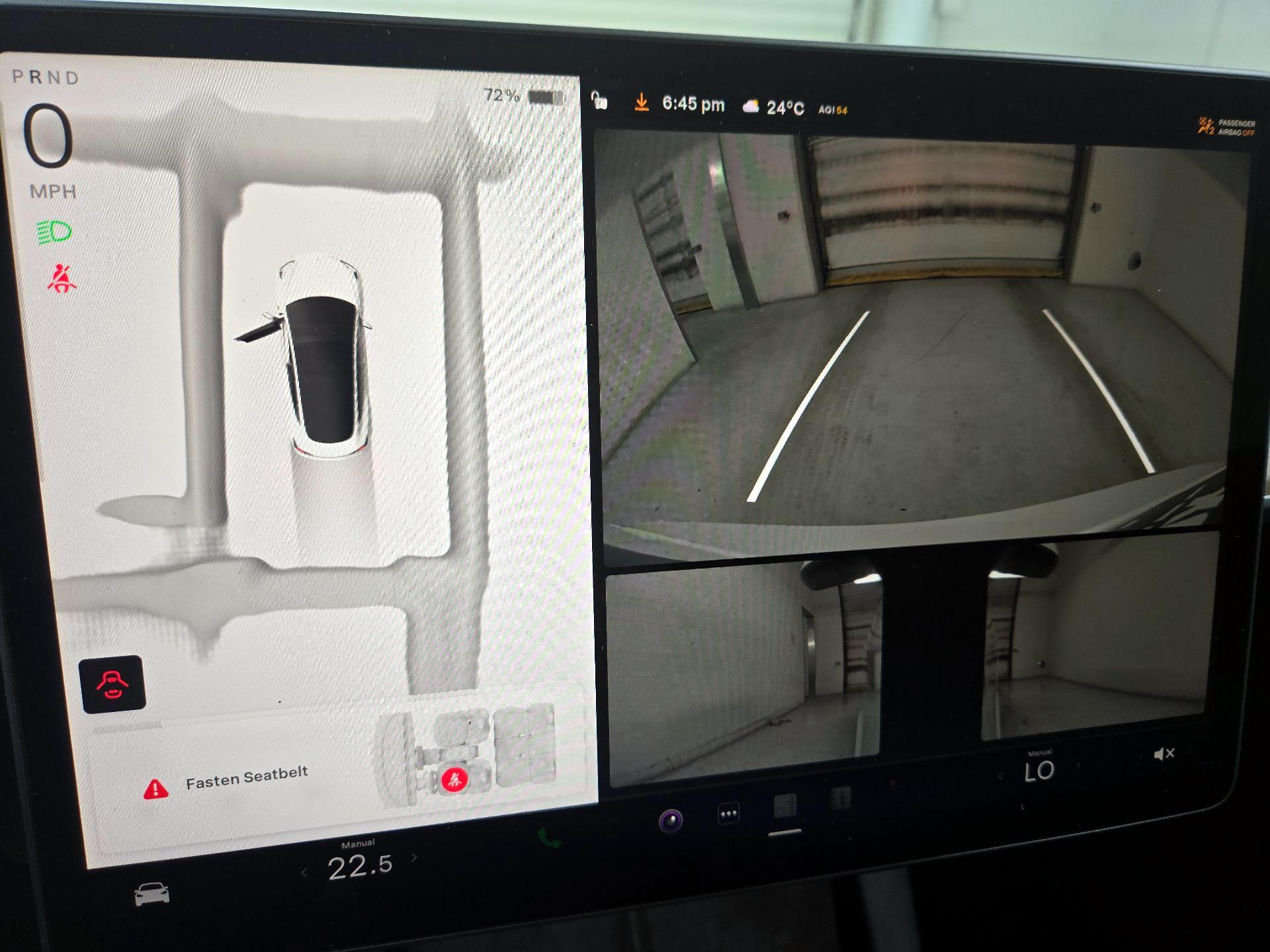 Thumbnail: 2022 Tesla Model 3 - 15