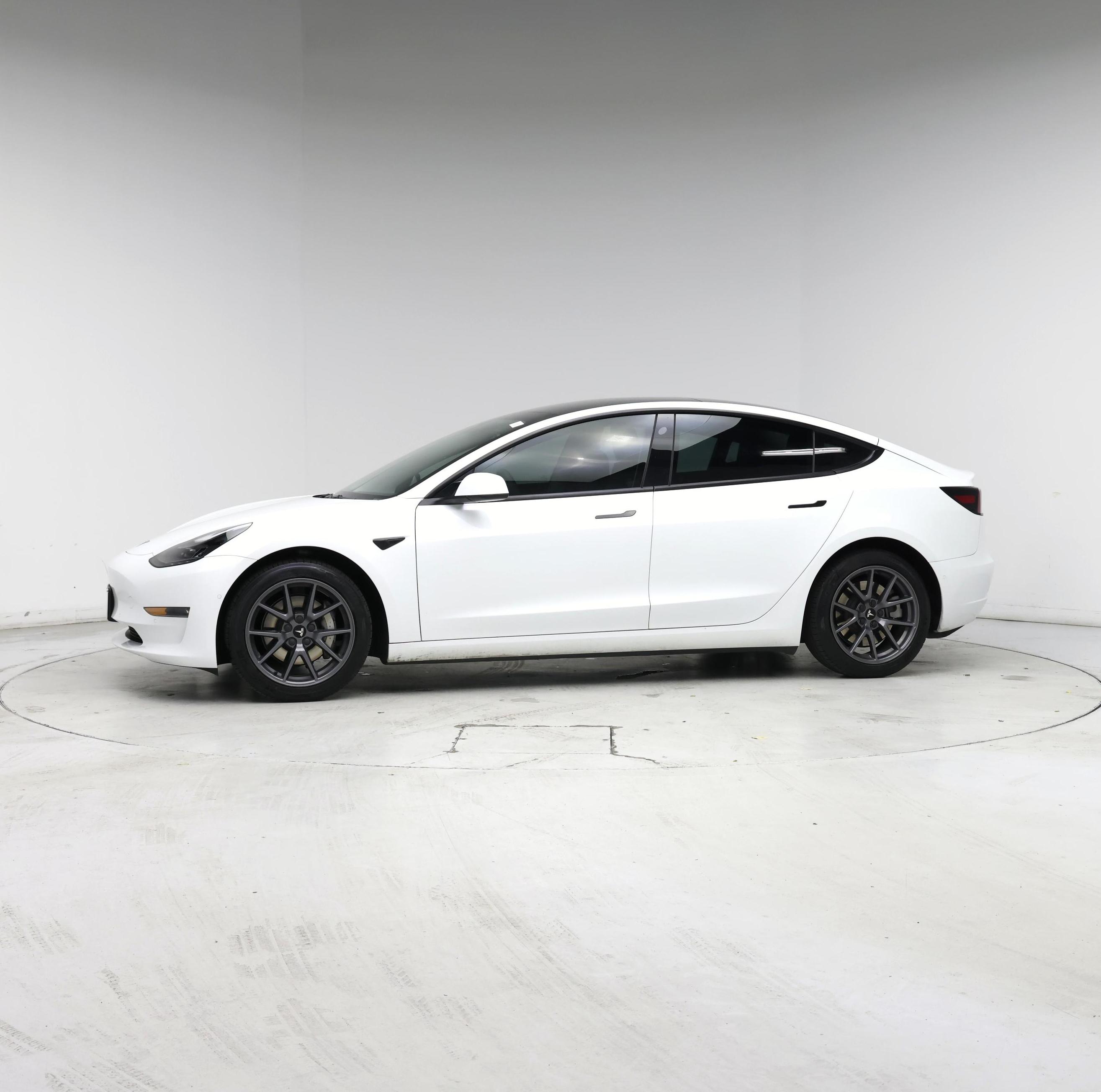 Thumbnail: 2022 Tesla Model 3 - 3