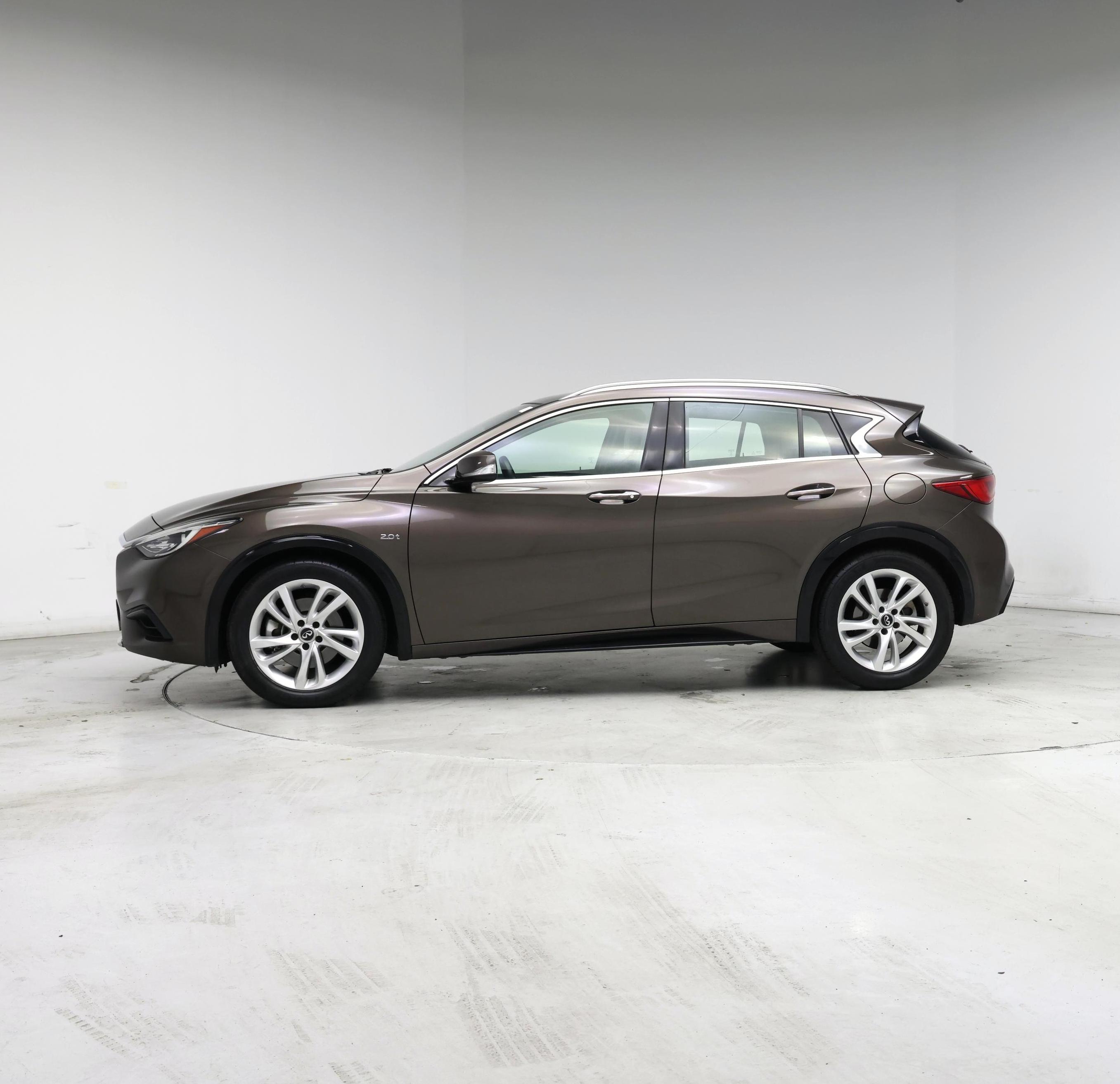 Thumbnail: 2019 INFINITI QX30 - 3