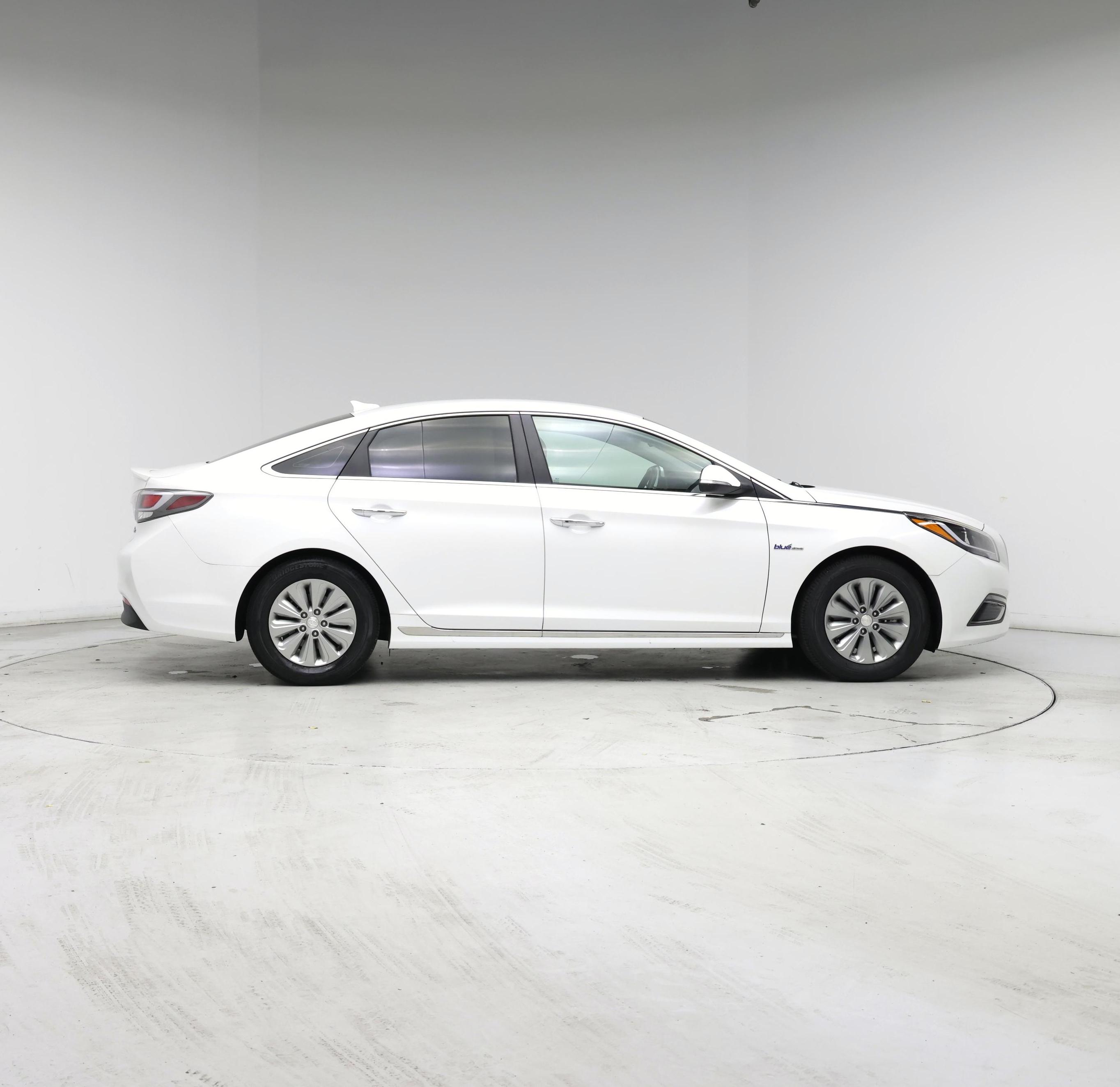 Thumbnail: 2016 Hyundai Sonata - 7