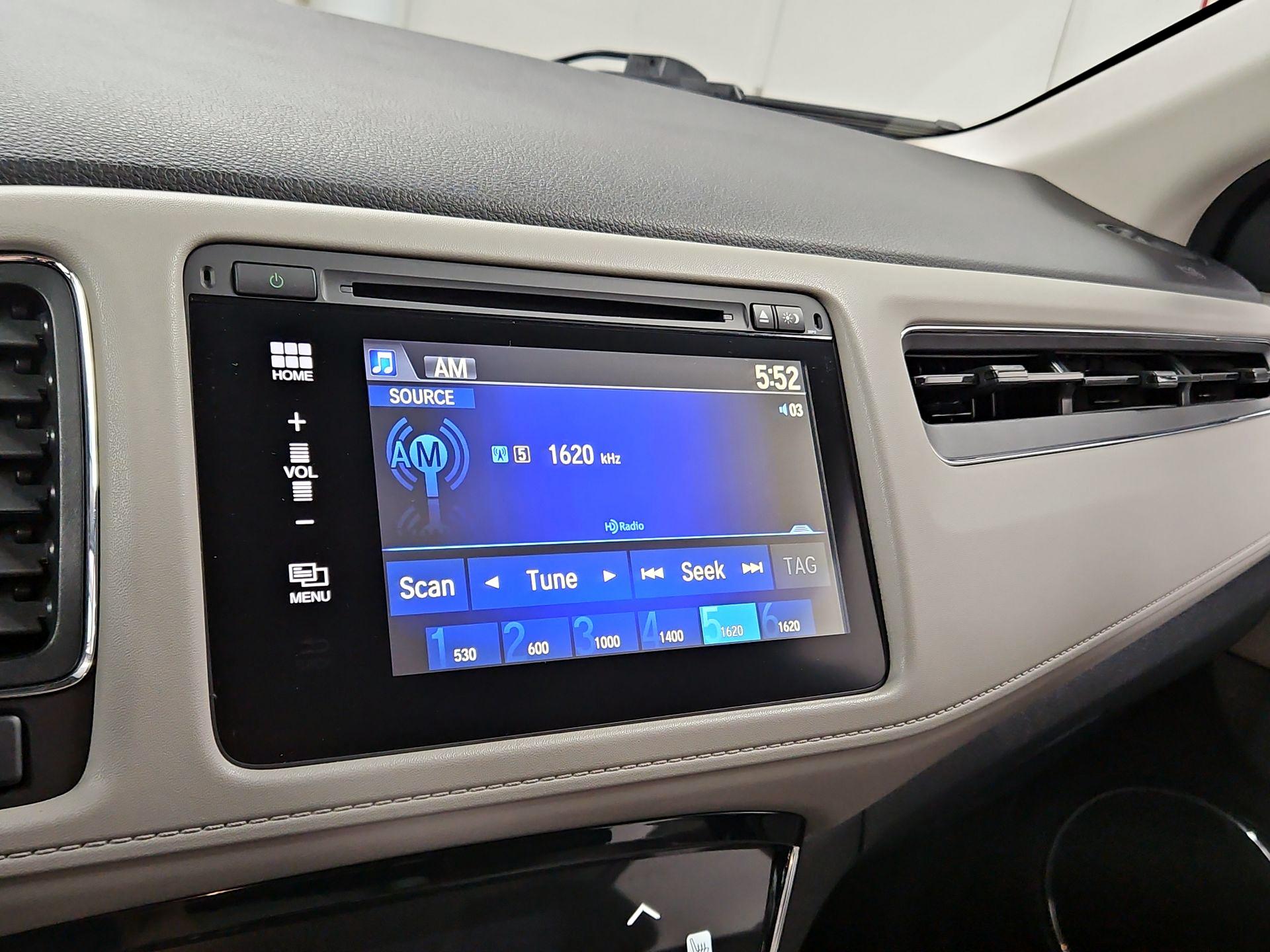 Thumbnail: 2016 Honda HR-V - 16