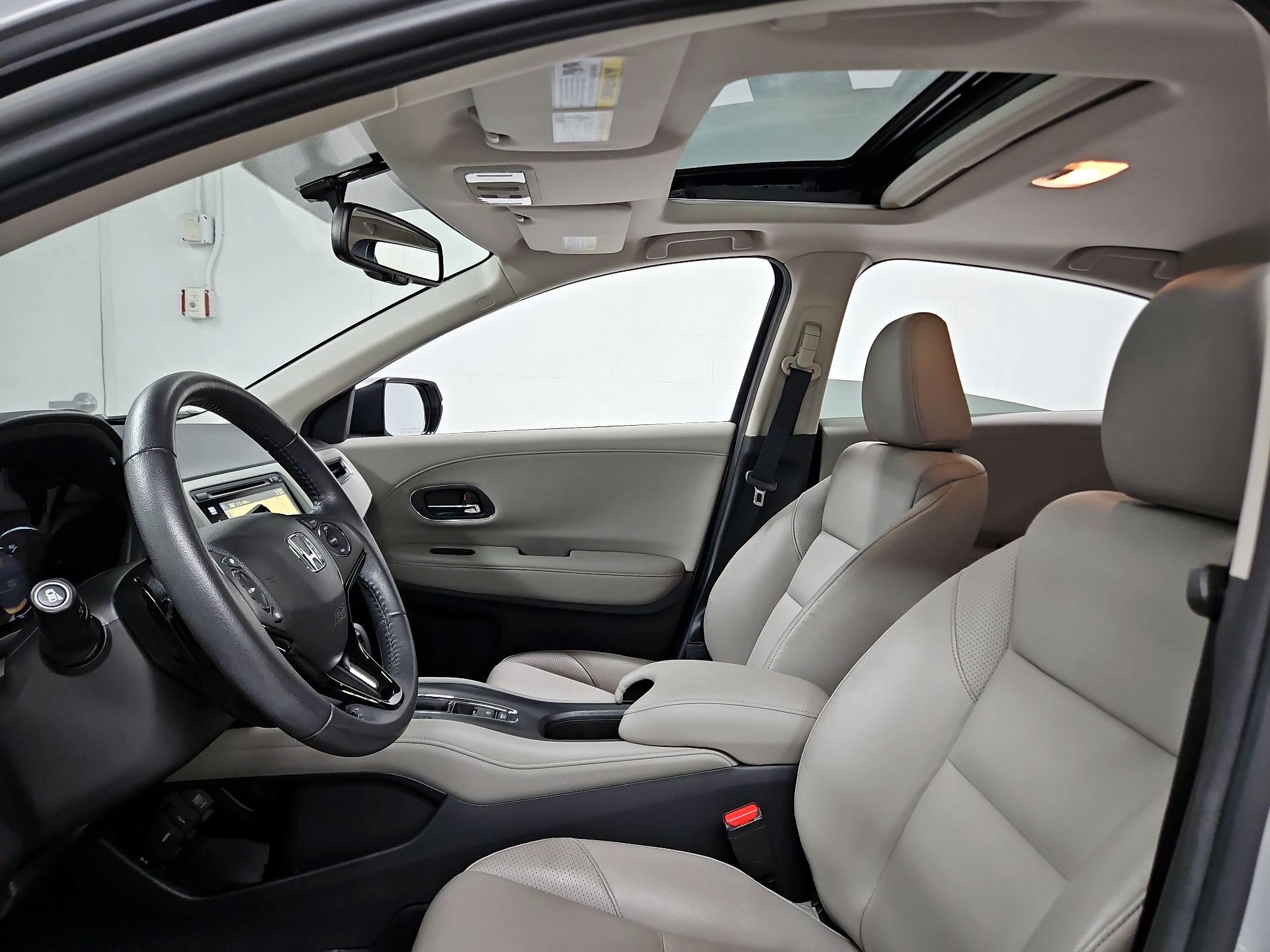 Thumbnail: 2016 Honda HR-V - 20