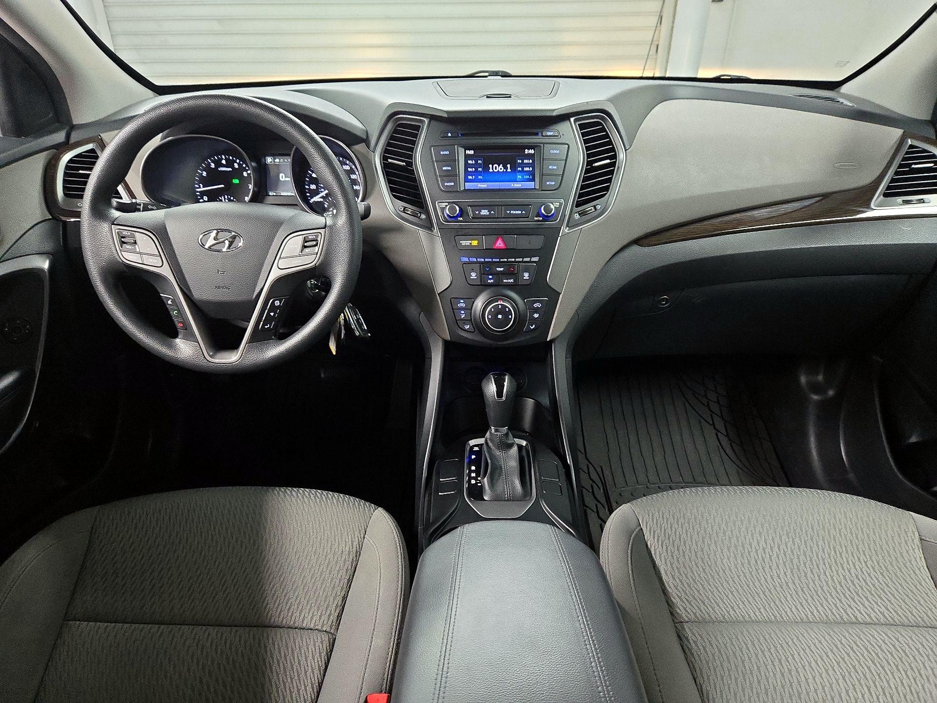 Thumbnail: 2018 Hyundai Santa Fe - 9