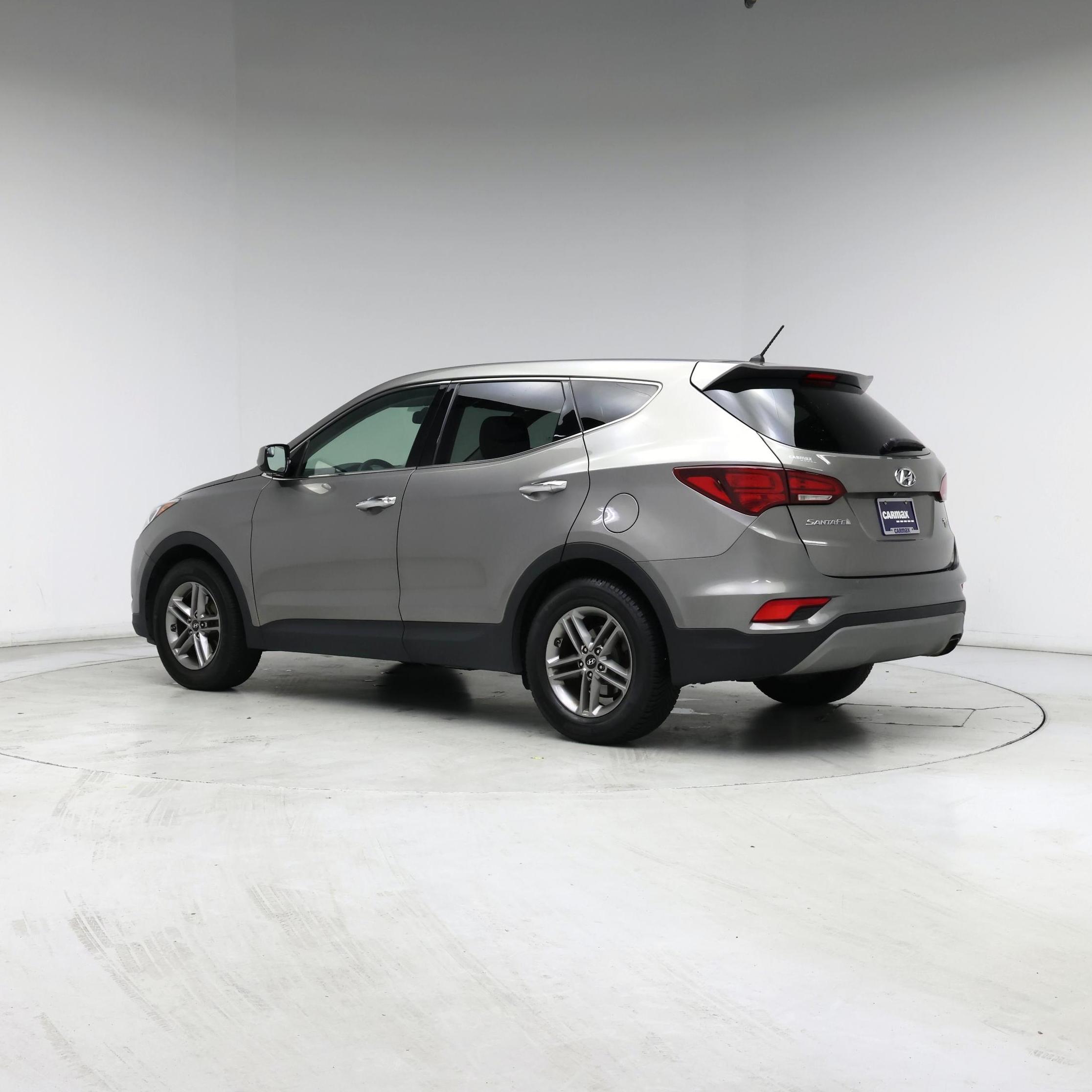 Thumbnail: 2018 Hyundai Santa Fe - 2