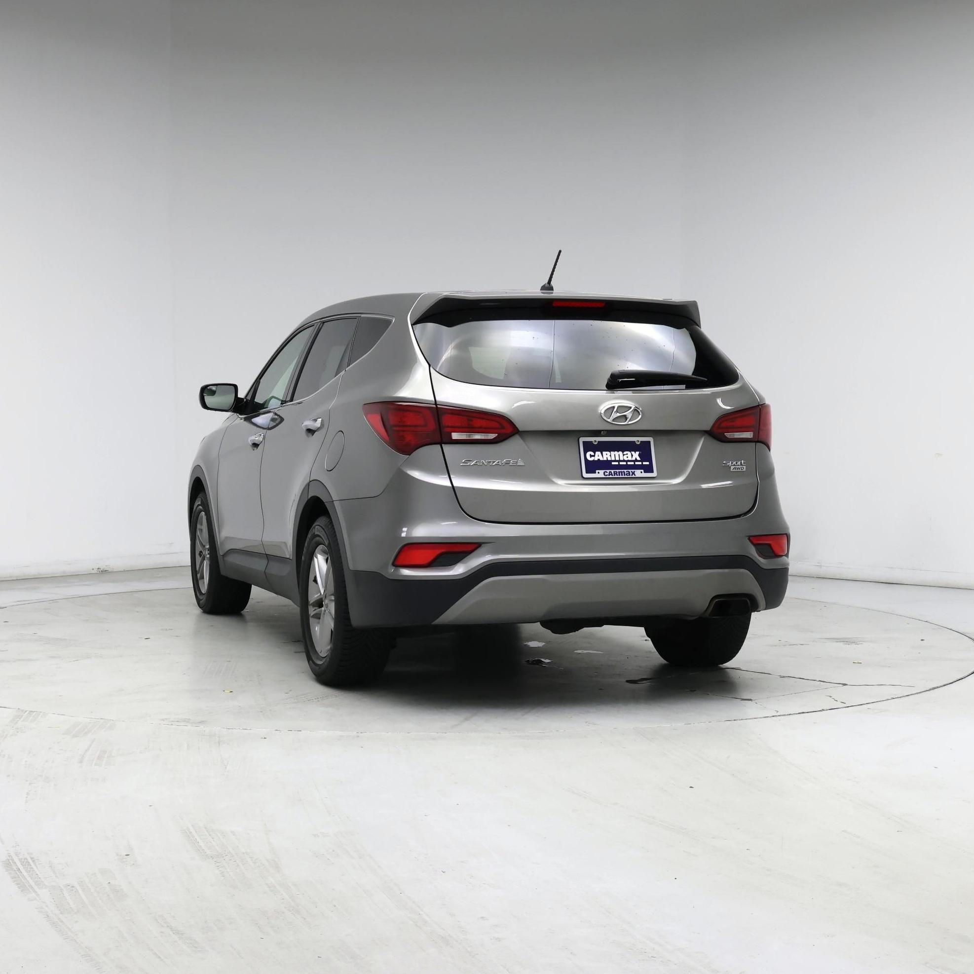 Thumbnail: 2018 Hyundai Santa Fe - 6