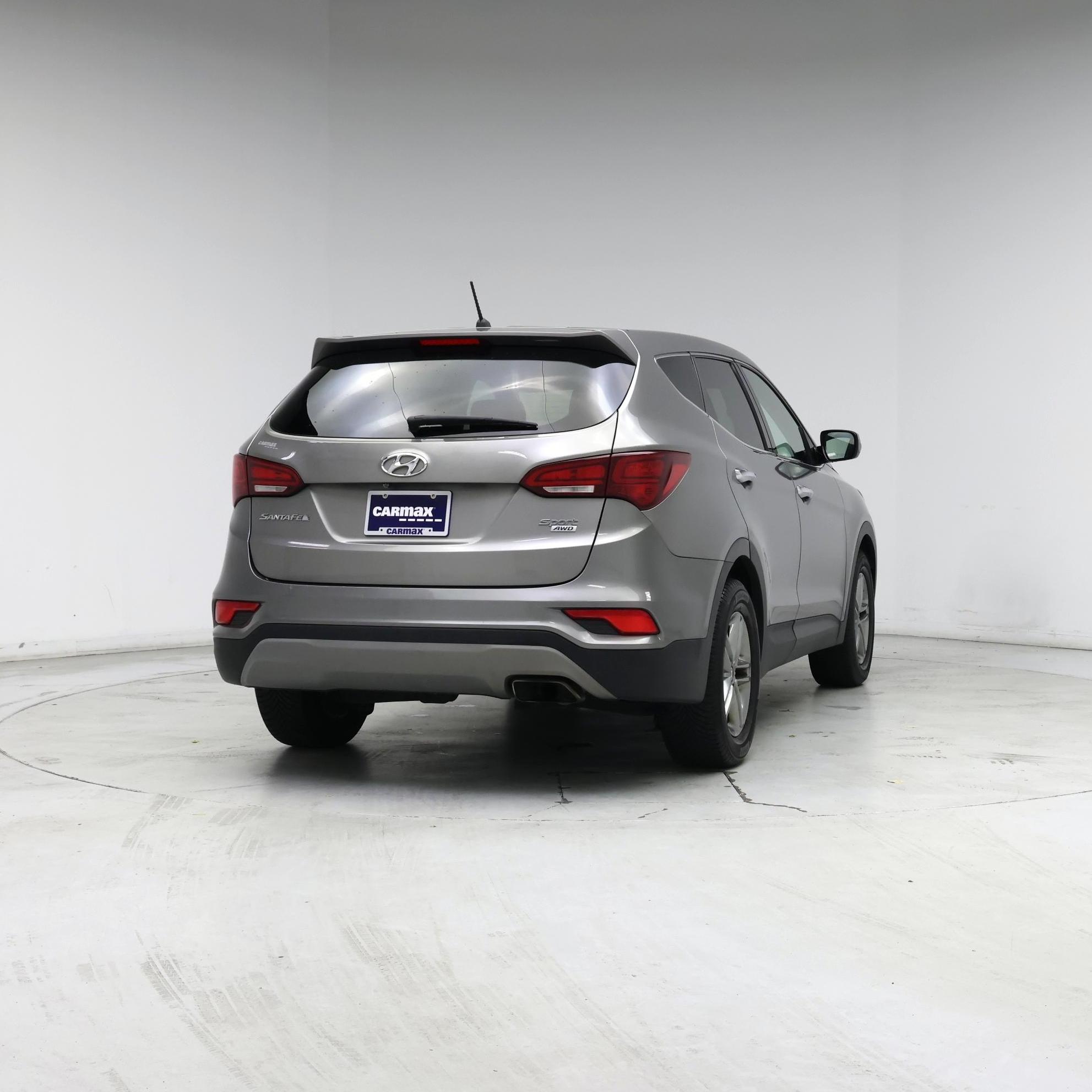 Thumbnail: 2018 Hyundai Santa Fe - 8