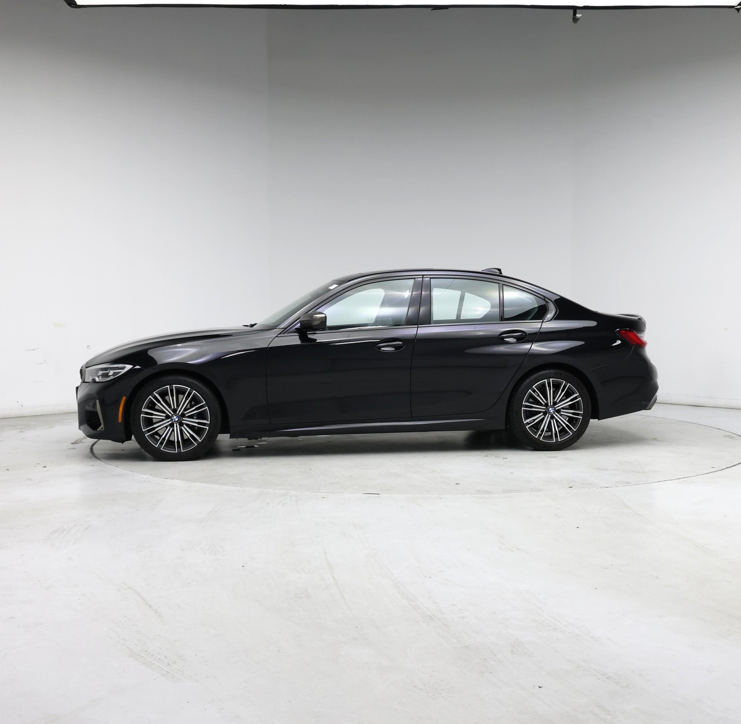 Thumbnail: 2020 BMW 3 Series - 3
