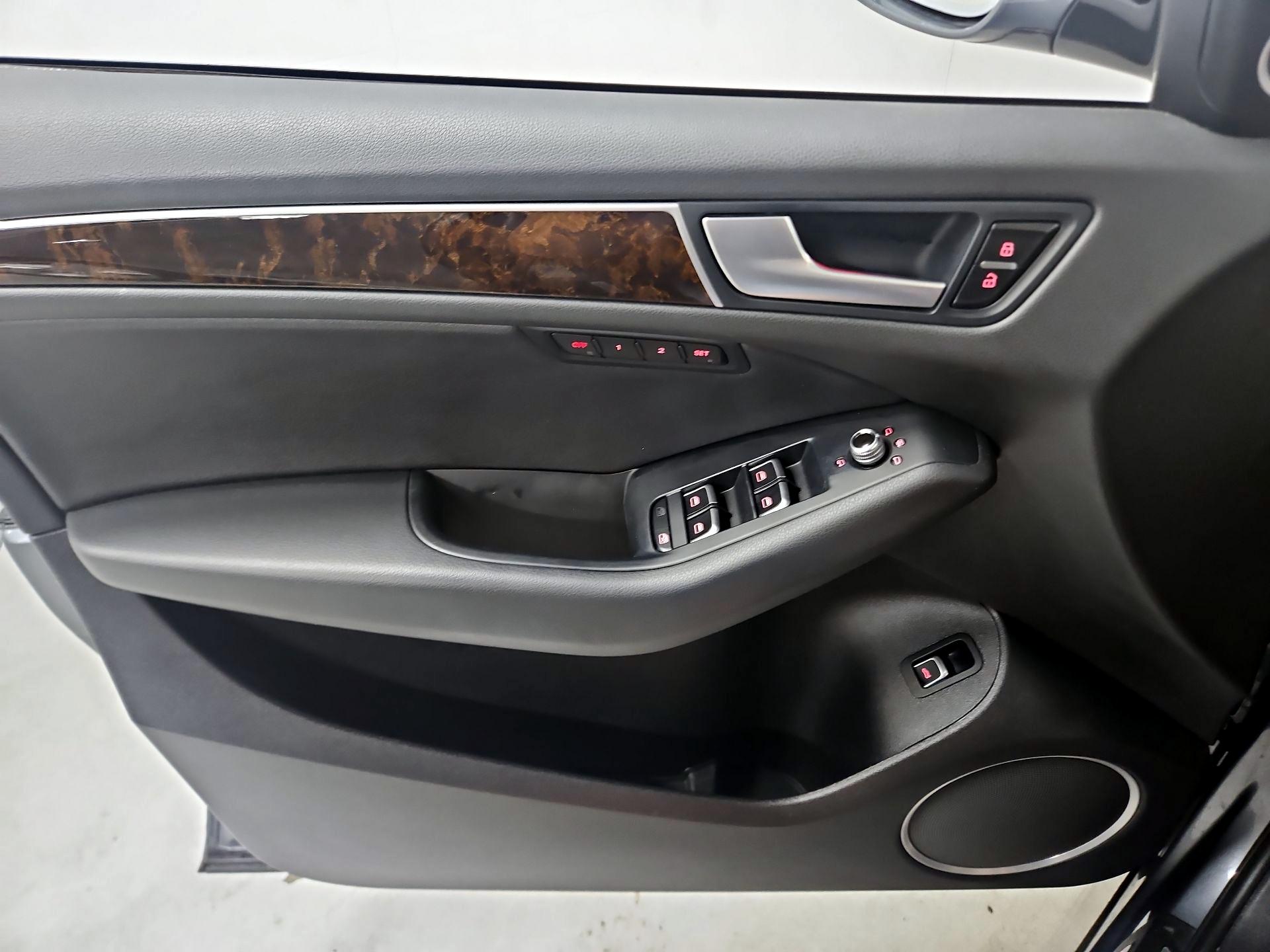 Thumbnail: 2015 Audi Q5 - 12