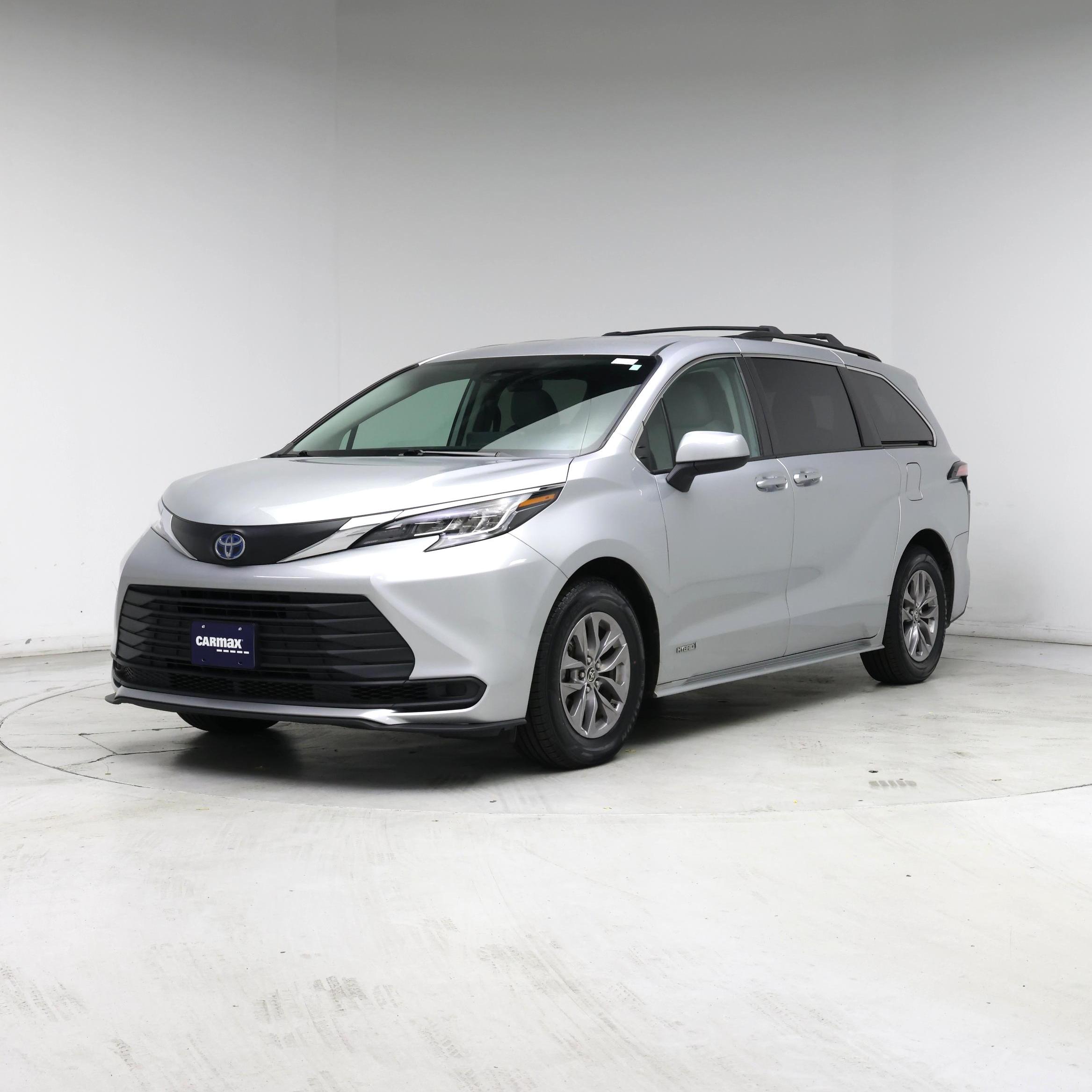 Thumbnail: 2021 Toyota Sienna - 4