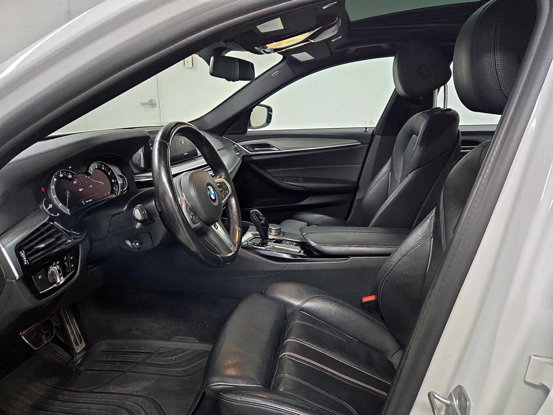 Thumbnail: 2018 BMW 5 Series - 11