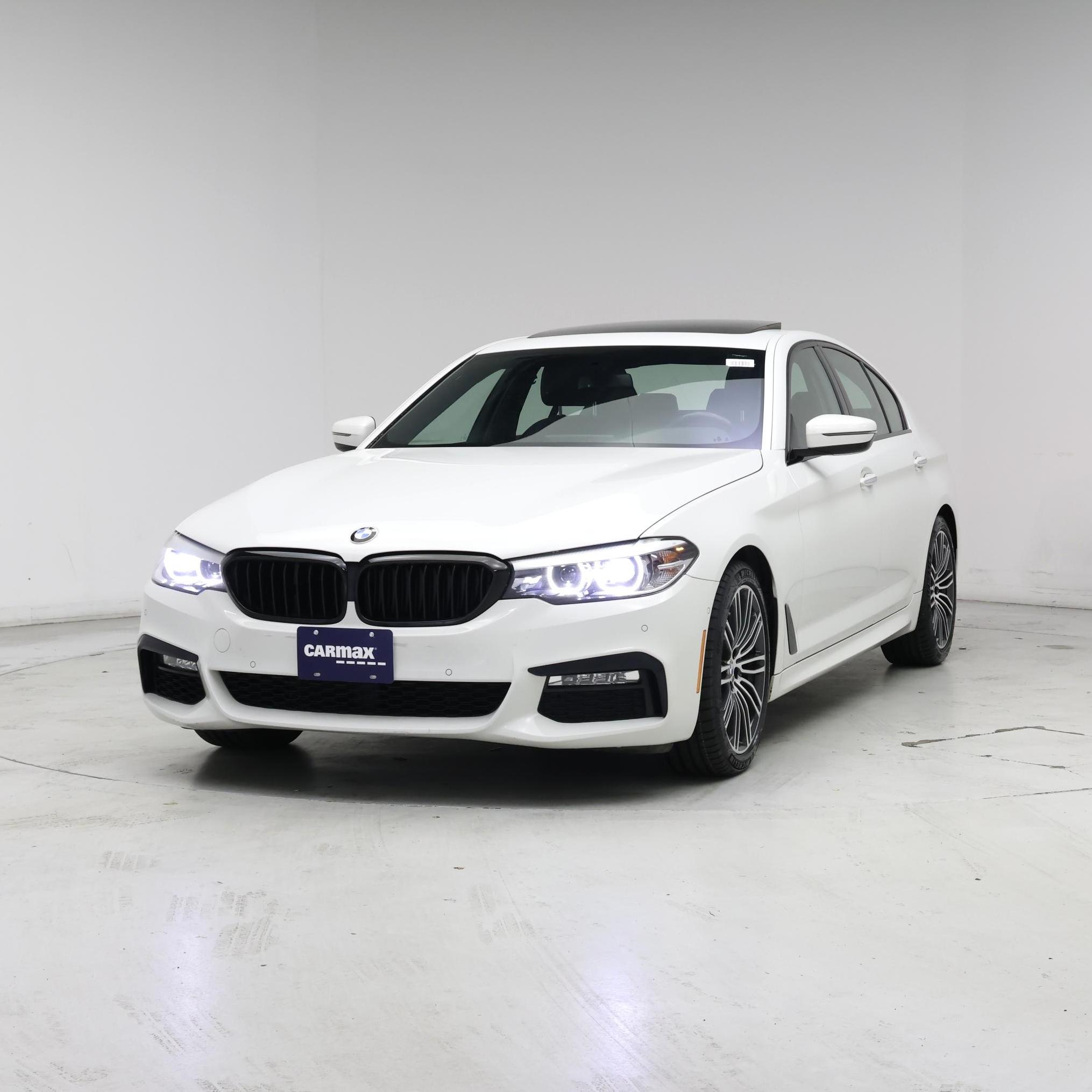 Thumbnail: 2018 BMW 5 Series - 4