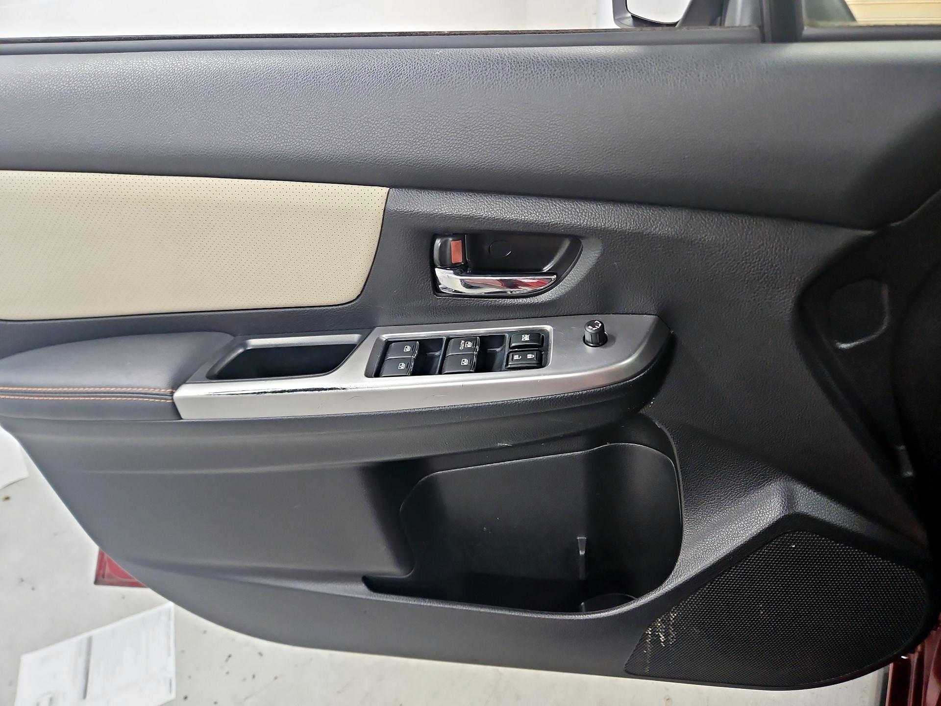 Thumbnail: 2016 Subaru XV Crosstrek - 12