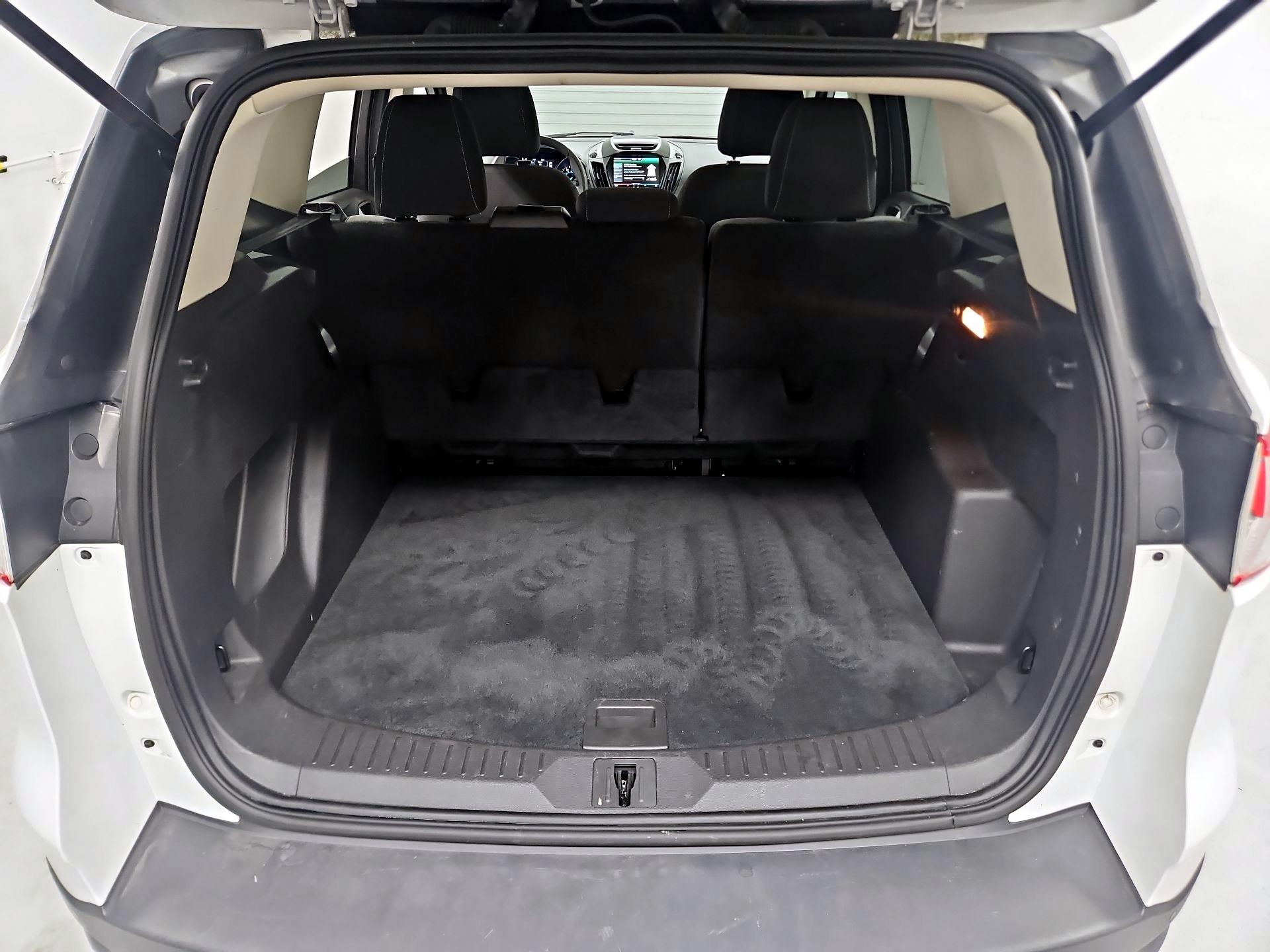 Thumbnail: 2015 Ford Escape - 20