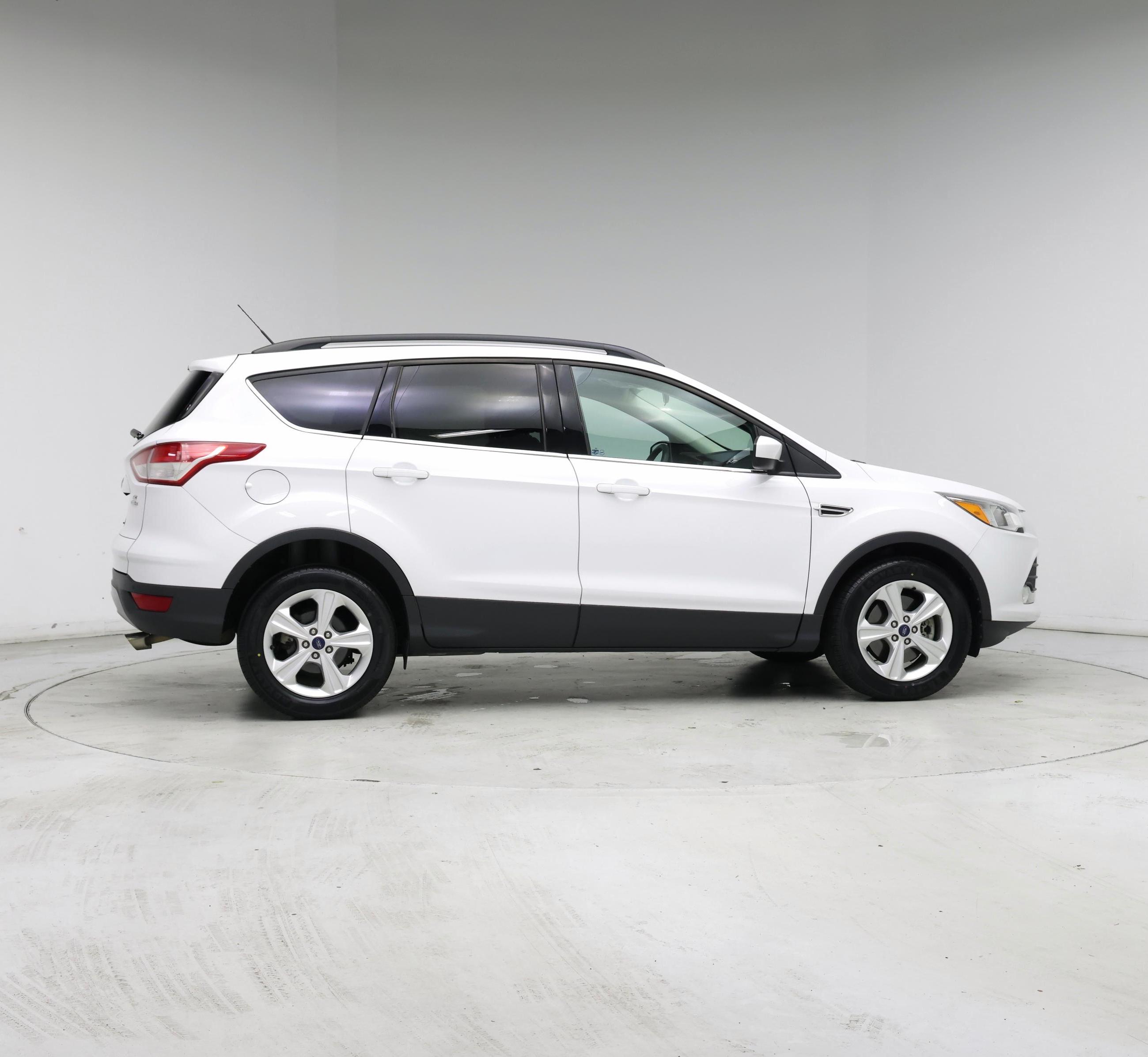 Thumbnail: 2015 Ford Escape - 7