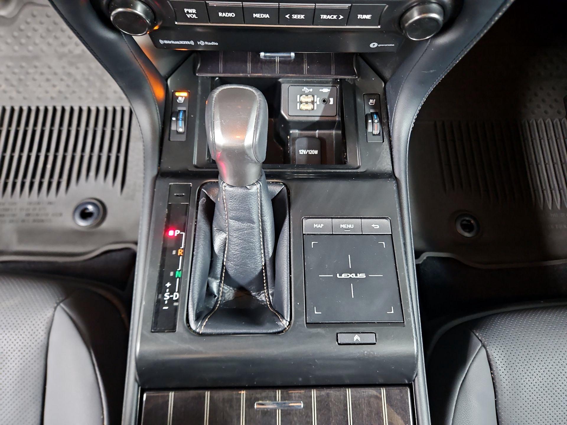 Thumbnail: 2023 Lexus GX - 18