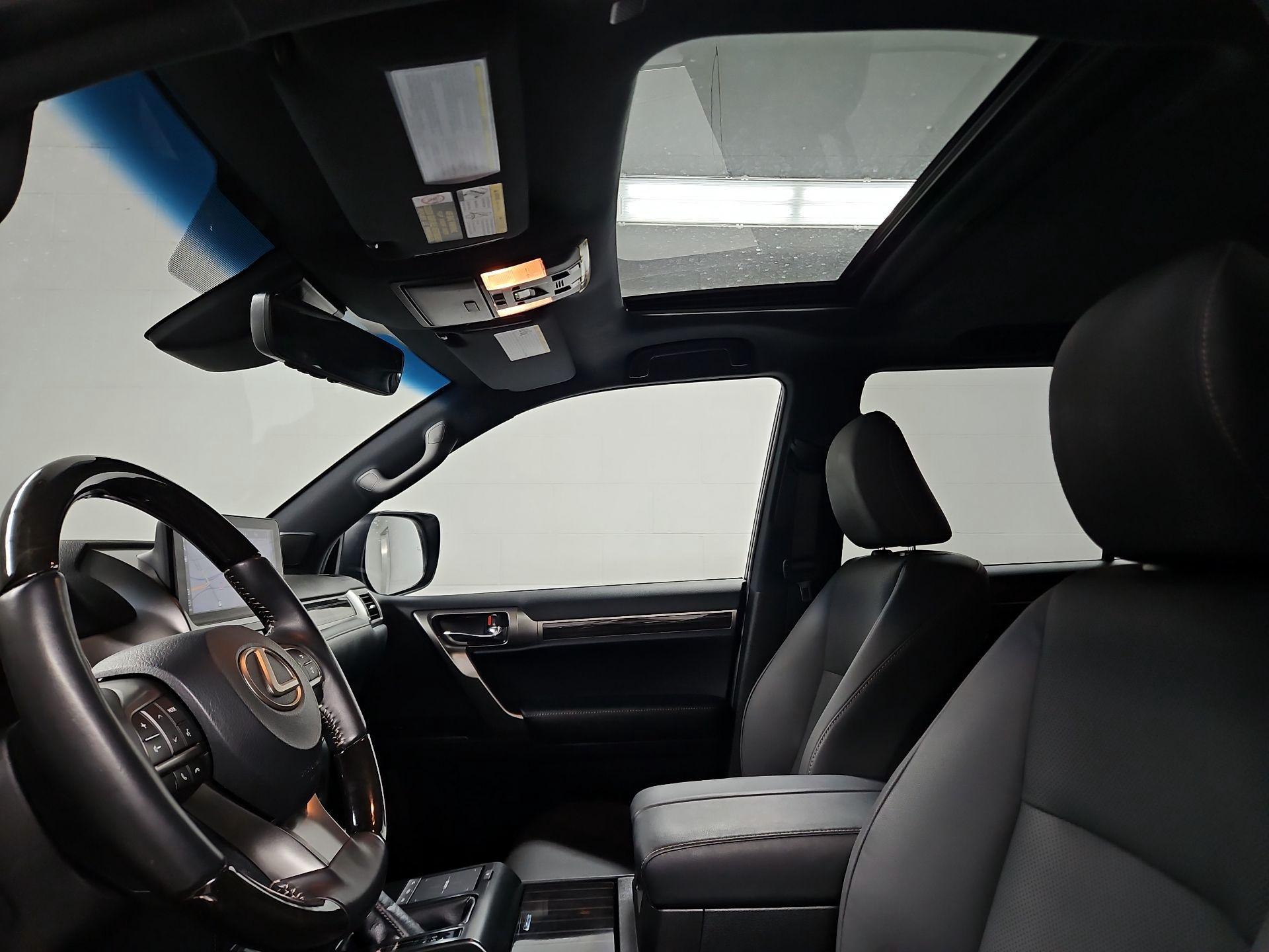 Thumbnail: 2023 Lexus GX - 20