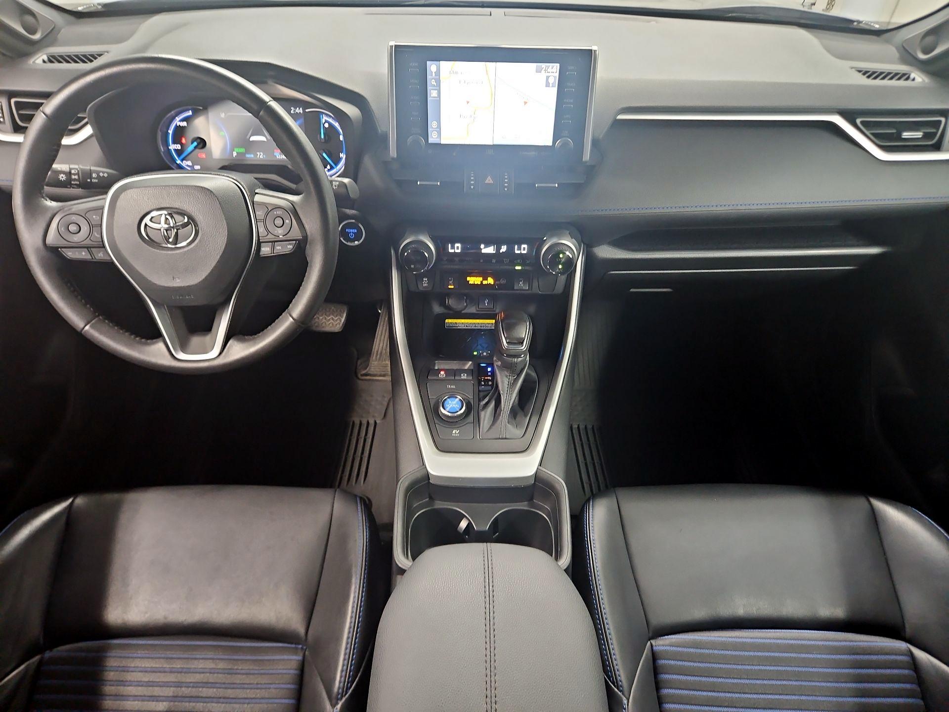 Thumbnail: 2021 Toyota RAV4 - 9