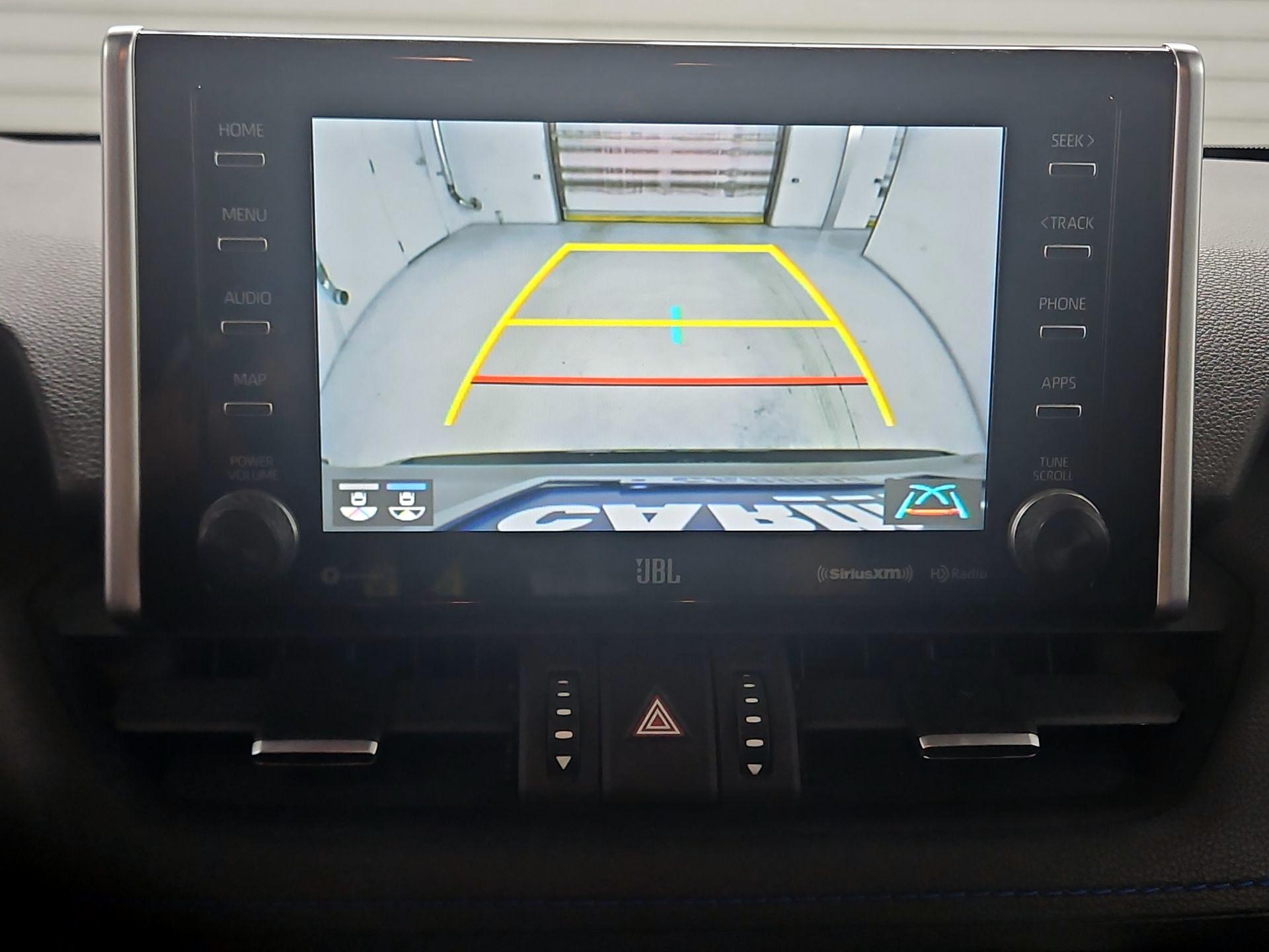 Thumbnail: 2021 Toyota RAV4 - 15