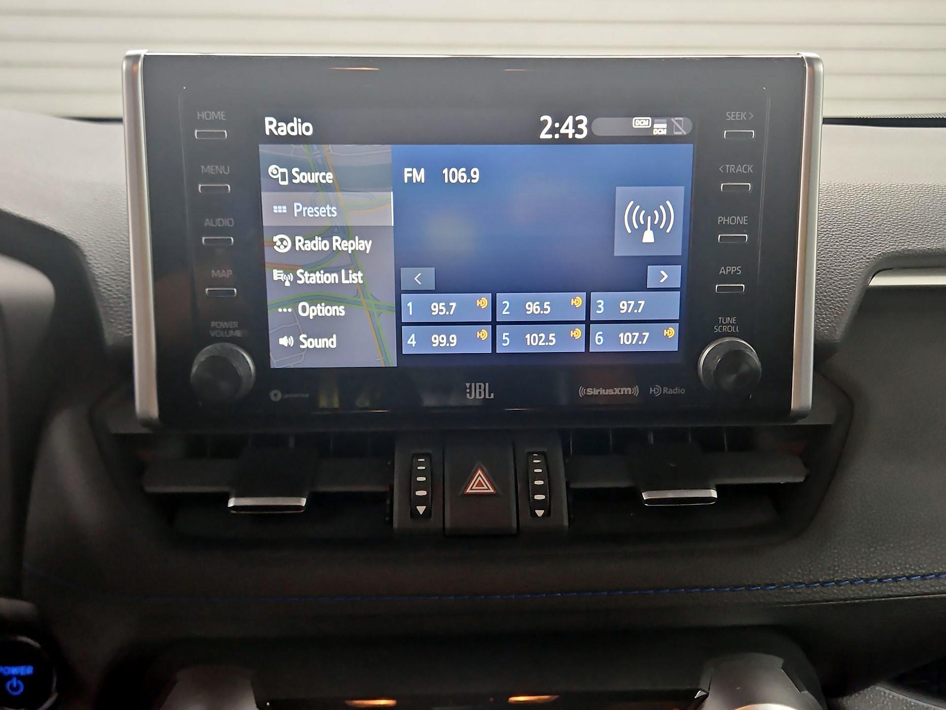Thumbnail: 2021 Toyota RAV4 - 16