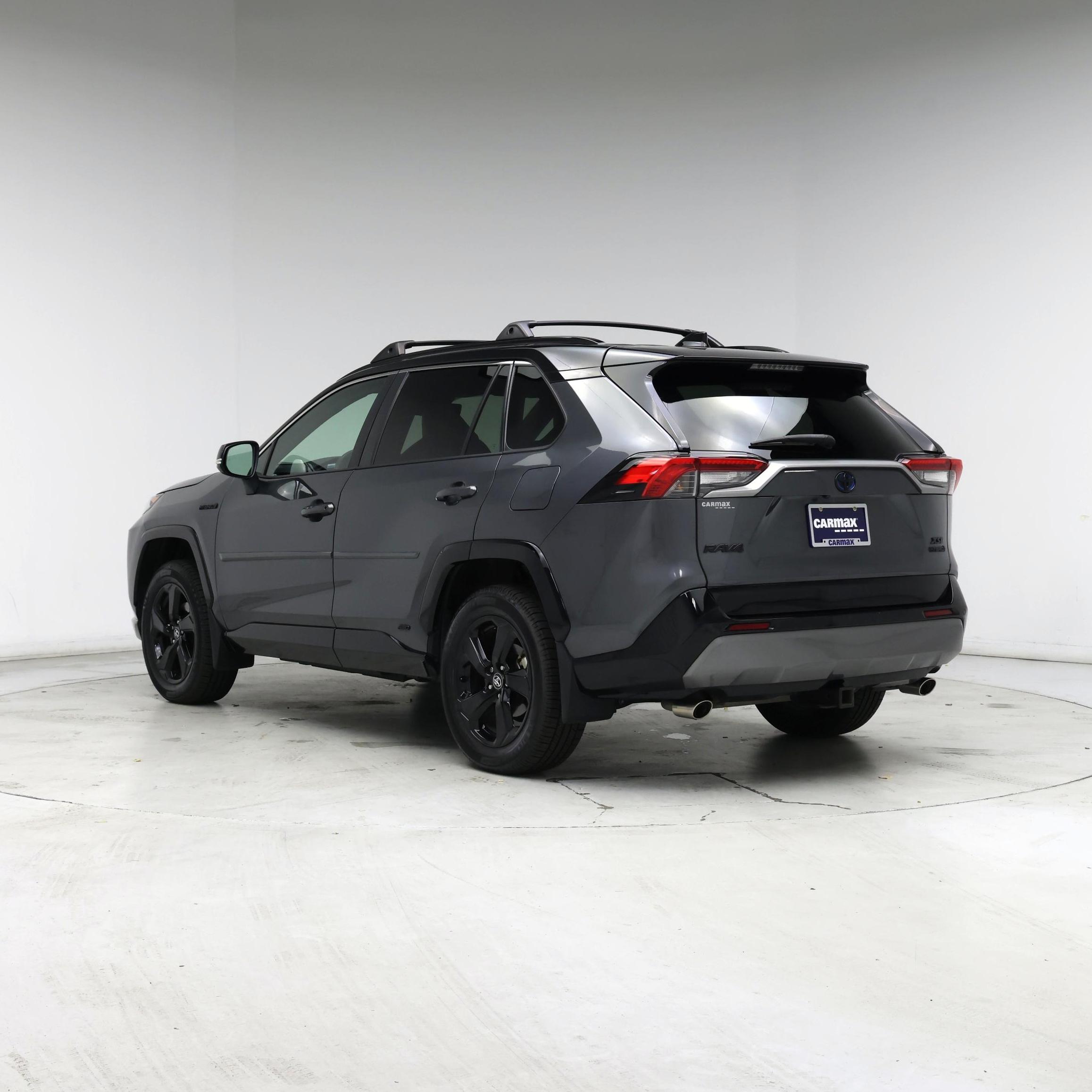 Thumbnail: 2021 Toyota RAV4 - 2