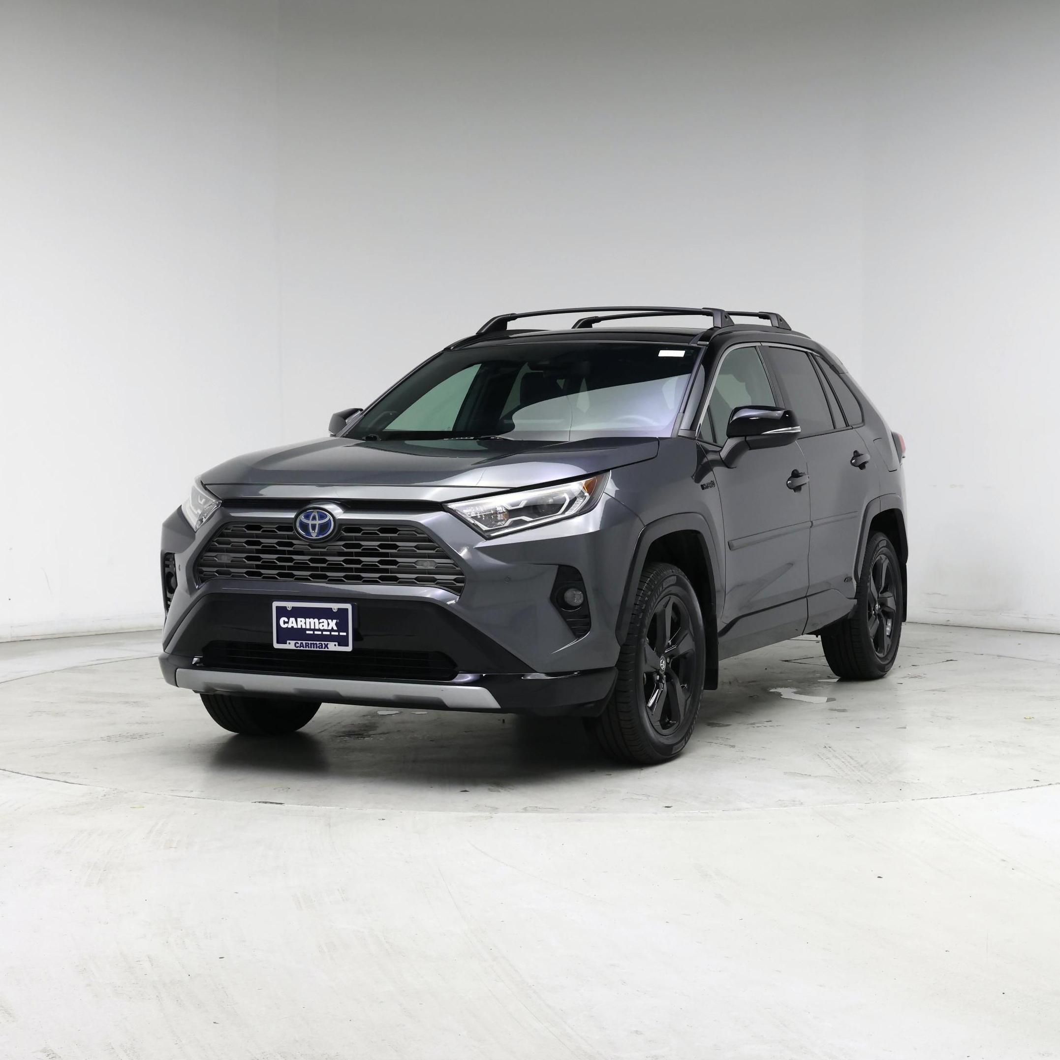 Thumbnail: 2021 Toyota RAV4 - 4